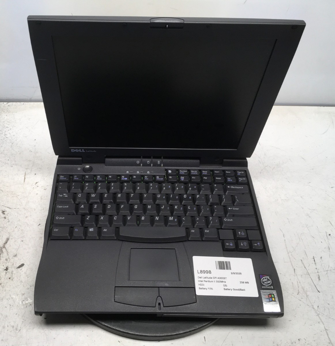 Dell Latitude CPi A300ST Intel Pentium II 300MHz 256 MB NO HDD