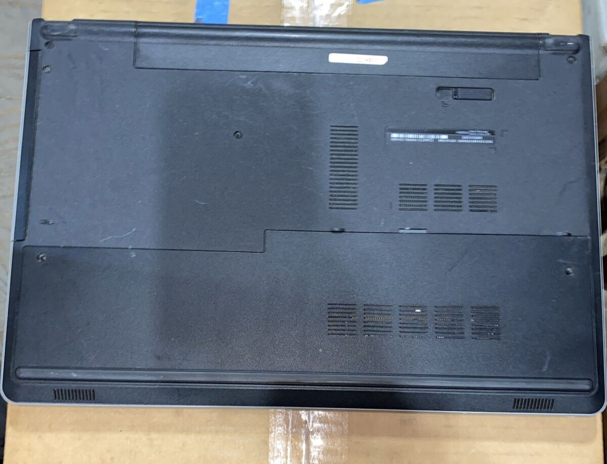 DELL INSPIRION 15 5000 SERIES i5-6200U 2.30GHZ 8GB RAM **NO HD/ NO CADDIE/ NO OS