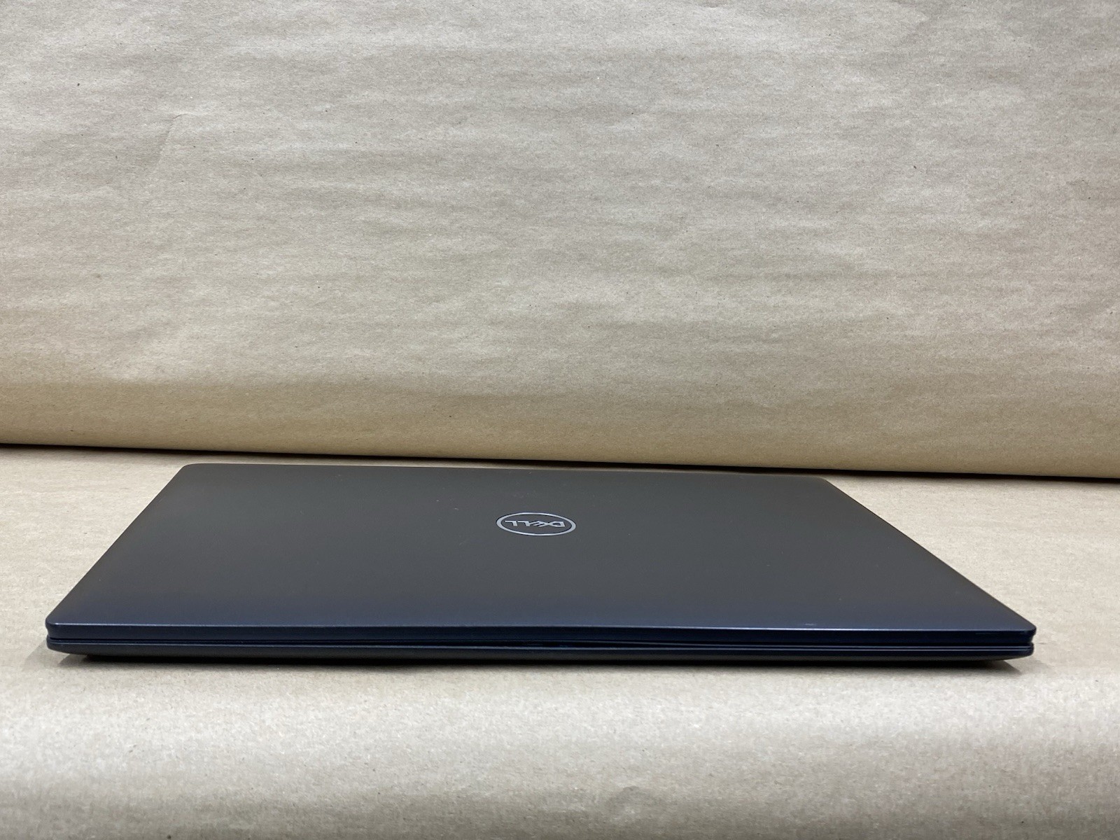 Dell Latitude 3301 – 13″ 1366×768 – i5-8365U – 8GB – 256GB SSD – Win 11 READ