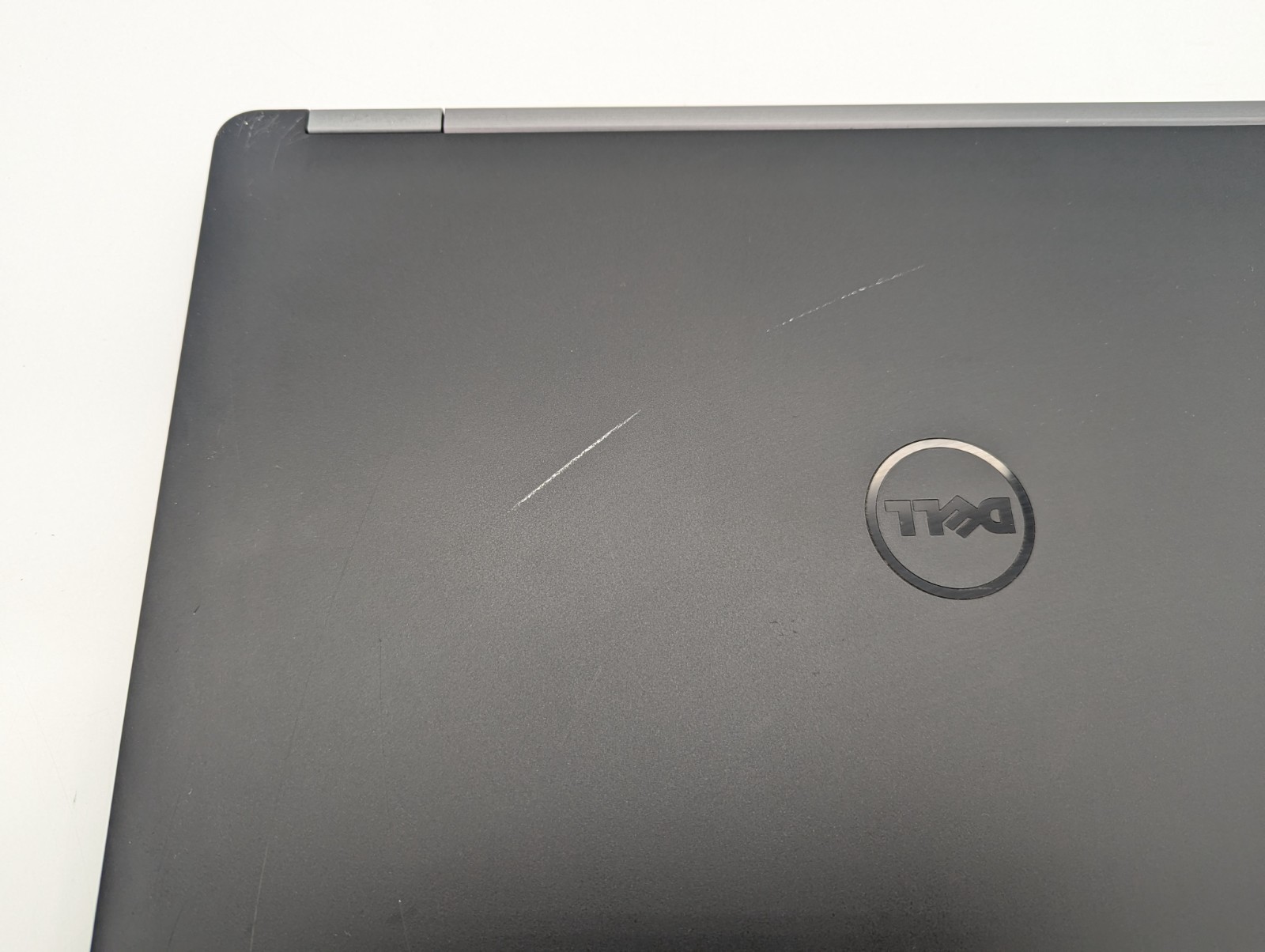 Lot of 5 Dell Latitude E5570 – Intel Core i7-6820HQ 8GB DDR4 RAM No OS/SSD