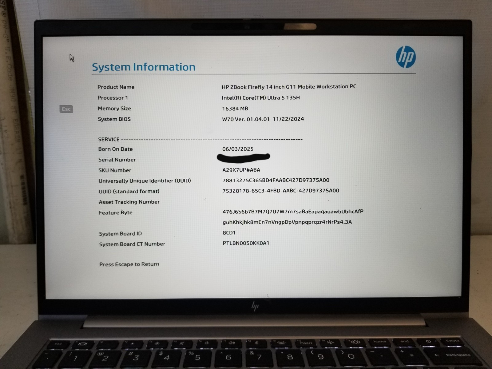 HP ZBook Firefly G11 14″ Core Ultra 5 135H 1.7GHz 16GB RAM NO OS NO SSD