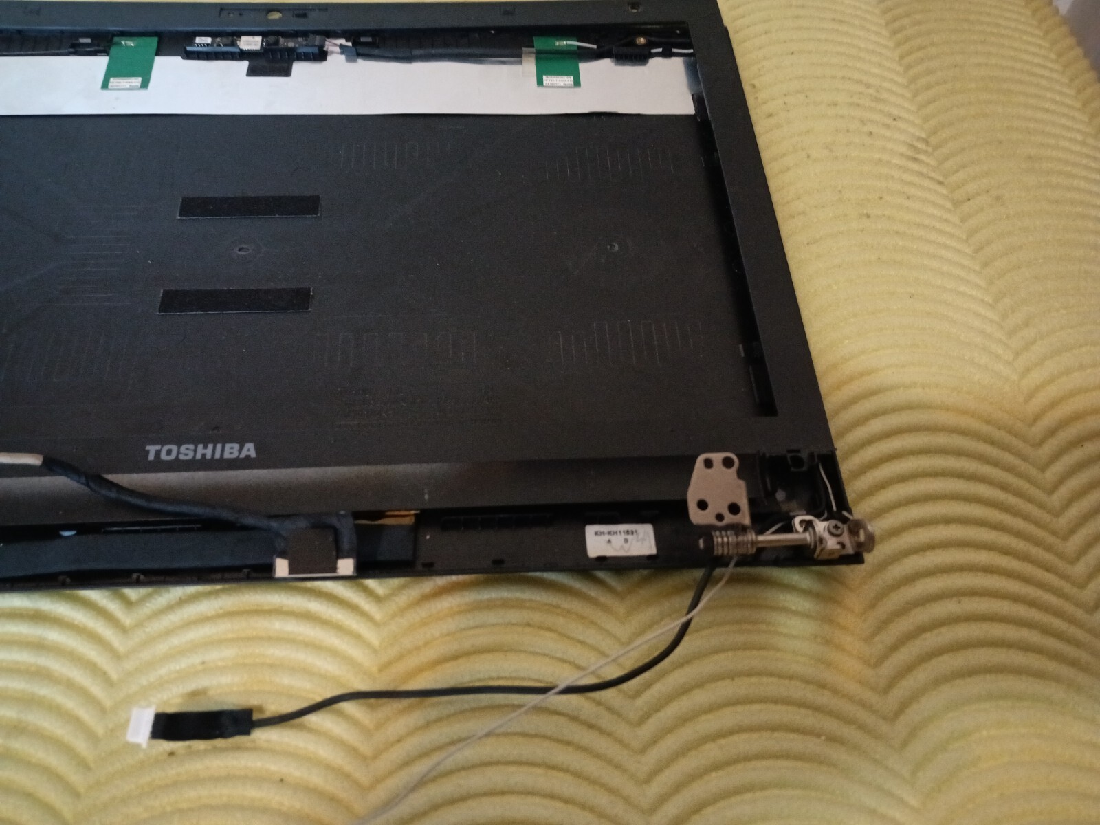 TOSHIBA TECRA R950 R850 COVER HINGES FRAME WEBCAM FLAT WITHOUT LCD