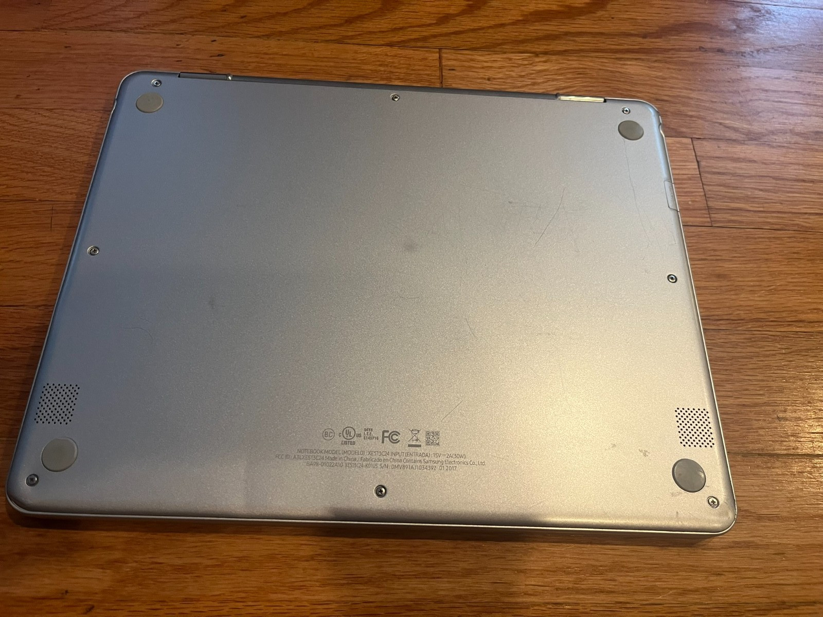 samsung chromebook chrome xe513c24 1