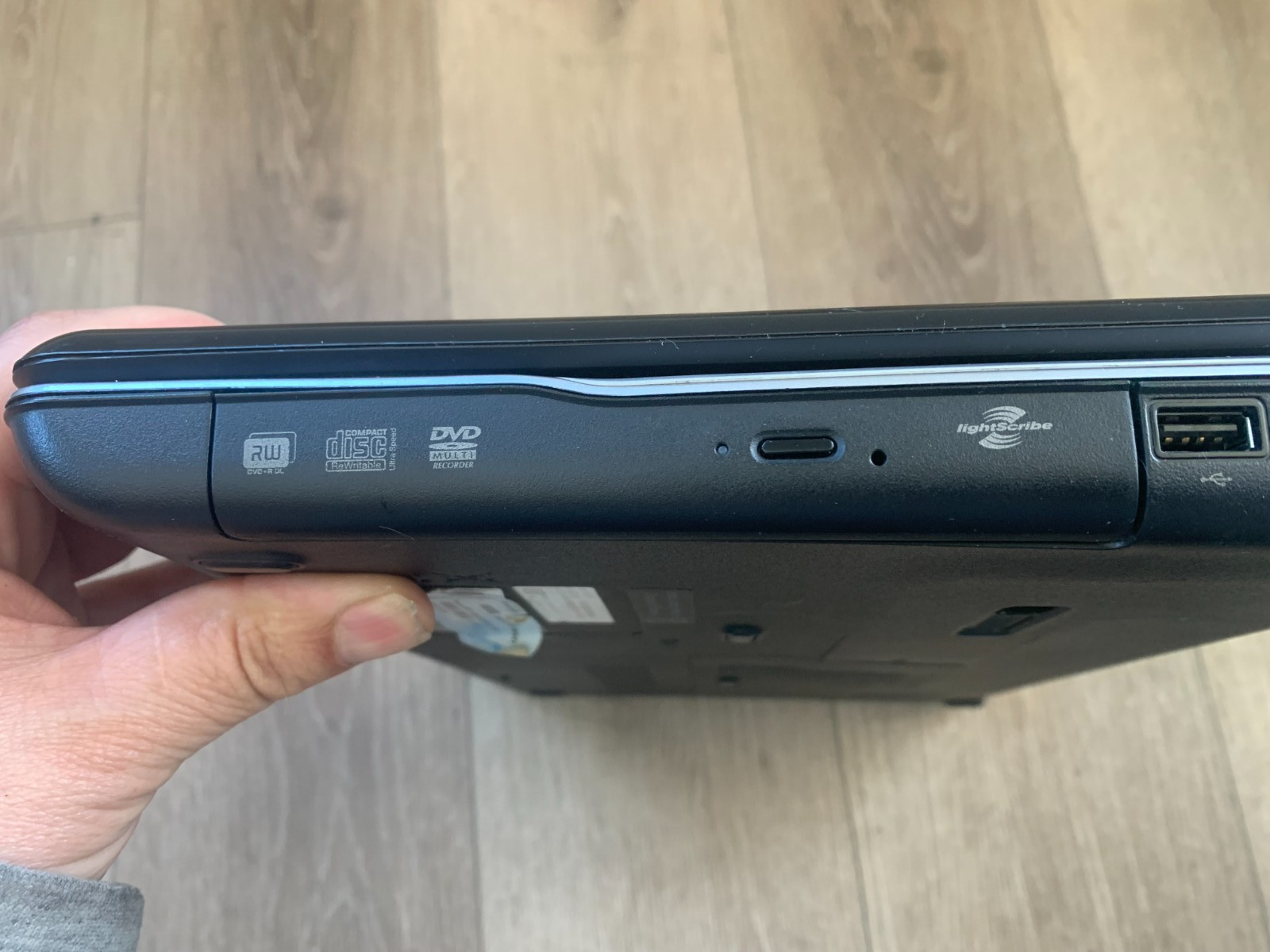 HP G60-445DX Notebook PC 15.6″ AMD Turion Dual-Core 2.20GHz 3GB RAM 160GB HDD