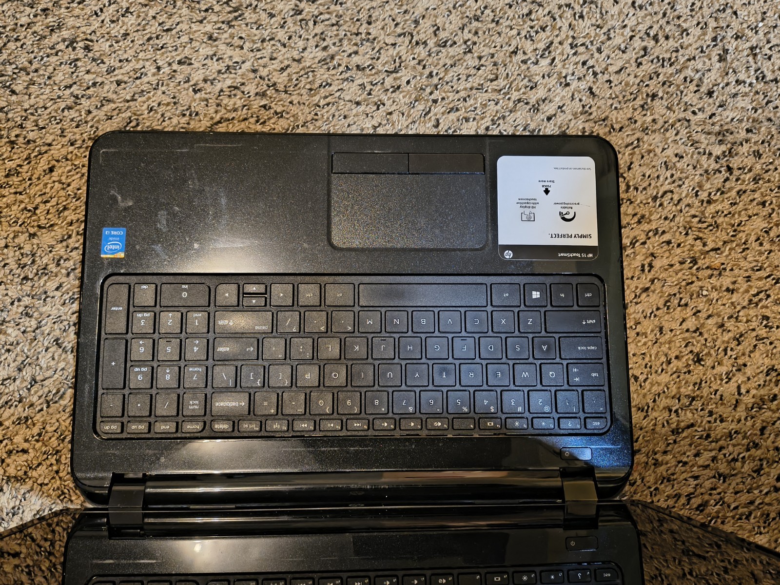 HP 15-R253CL Intel Core i3-5010U 2.1GHz 8 GB 300GB Windows 10 touchscreen DVD