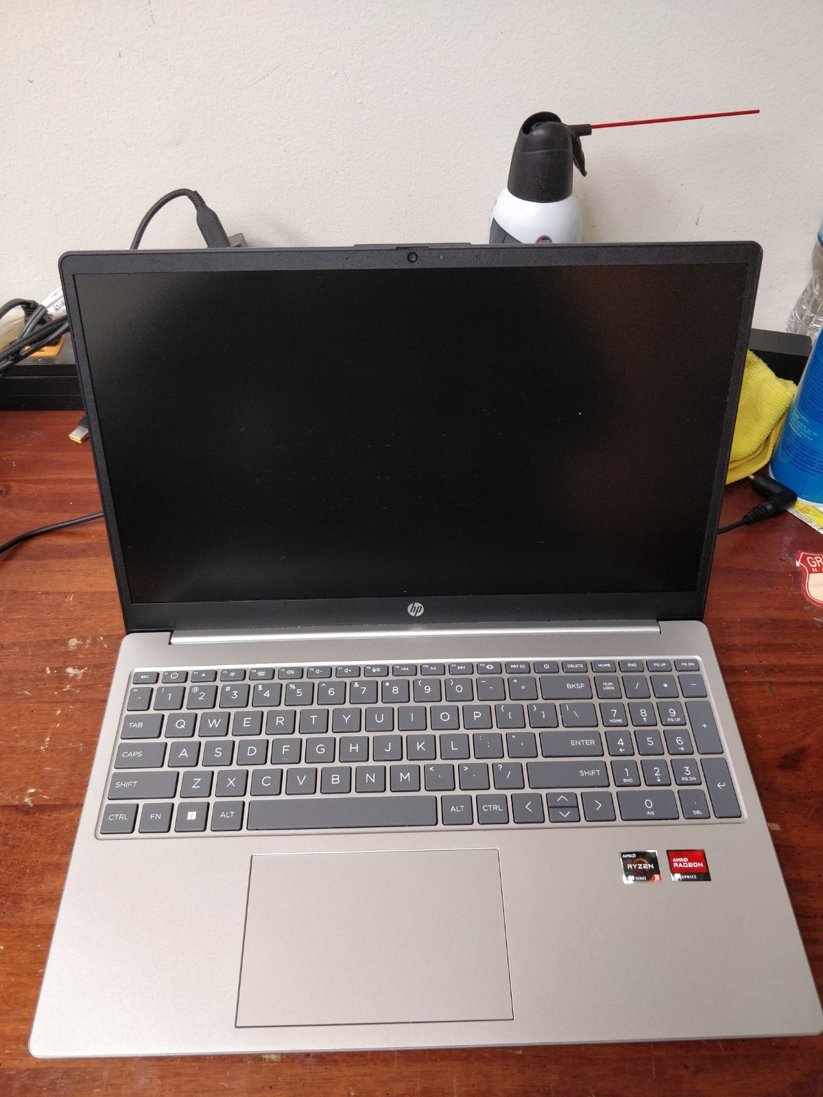 HP 15-FC0081NR AMD RYZEN 3 7320U@2.40GHz 8GB RAM NO DRIVES PARTS 8736