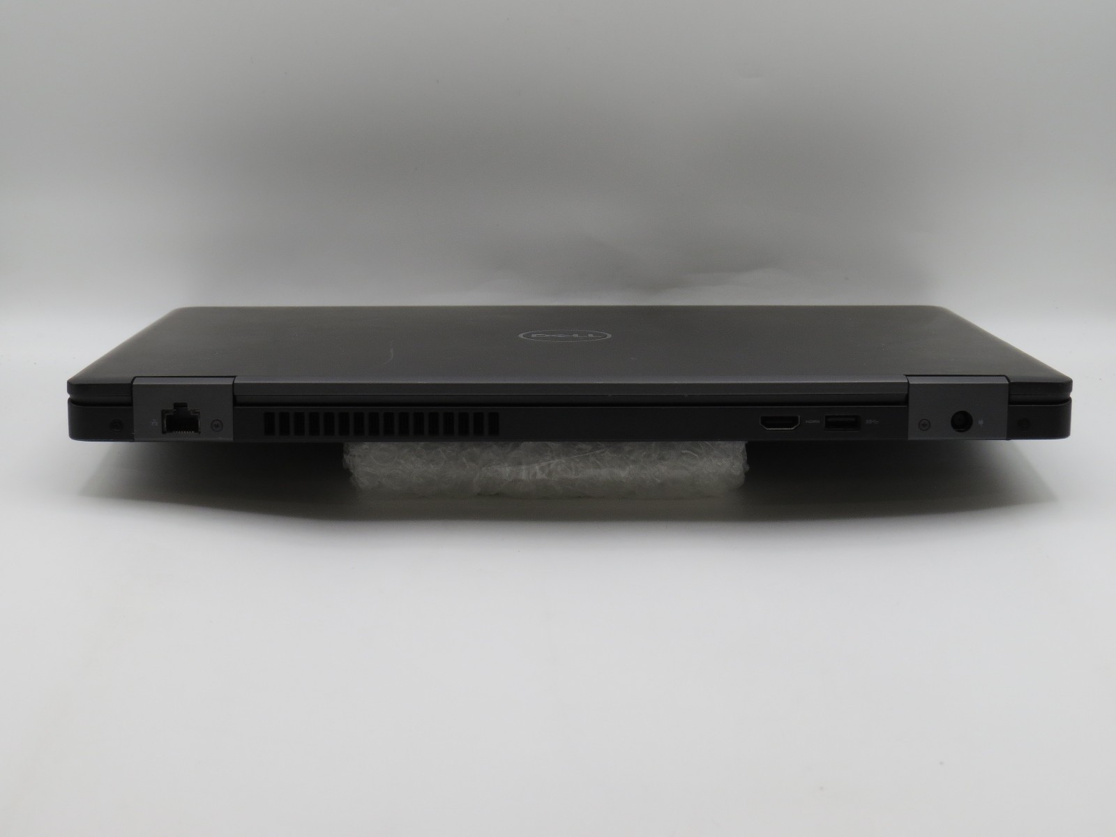 Dell Latitude 5590 | i7-8350U @ 1.7GHz | 16GB DDR4 | 256GB m2 | 15.6″ | No OS