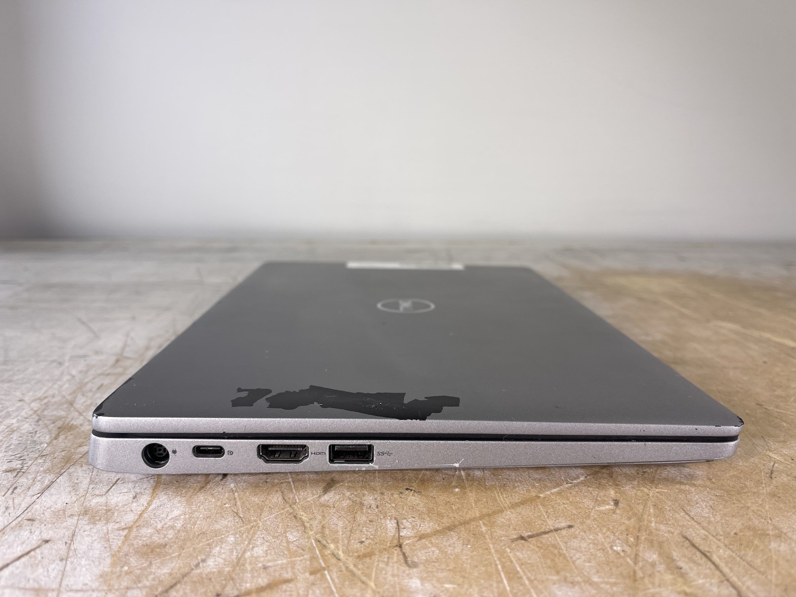 DELL LATITUDE 5310 i5-10210U @ 1.60GHz, 4GB RAM, NO HDD/OS