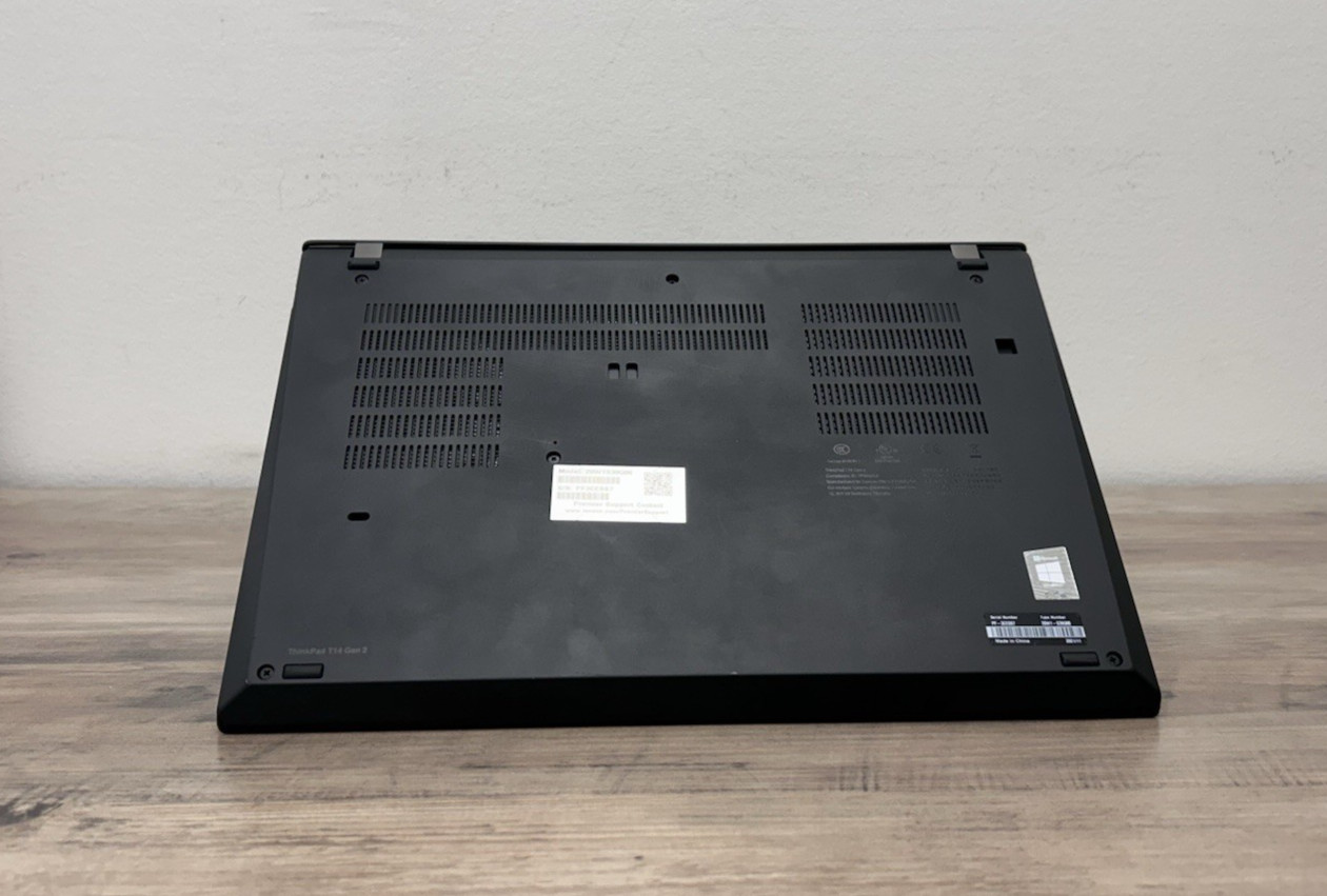 Lenovo ThinkPad T14 Gen 2 | 20W1S39Q00 14″ i5-1145G7 3.0GHz 16GB Ram 256GB SSD