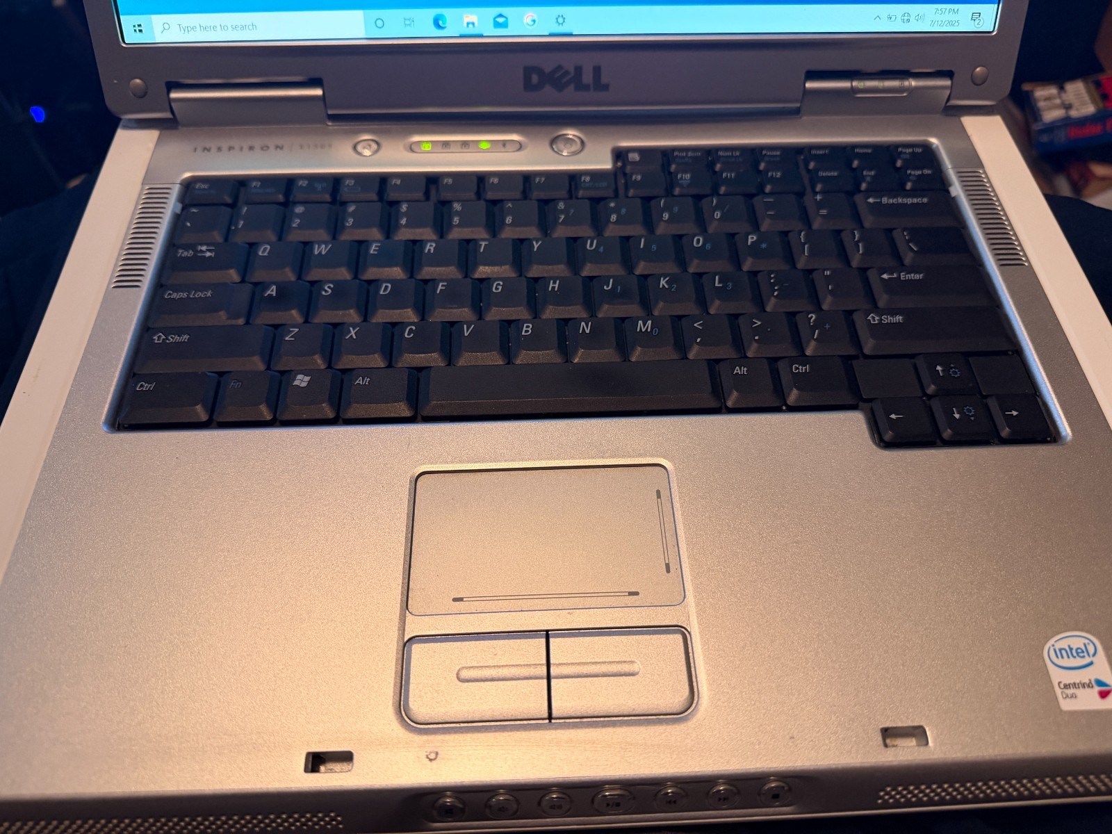 Dell E1505 Laptop 4gb Ram, 120gb hd Win Vista,DVD-RW, 15.4 screen Wi-Fi)
