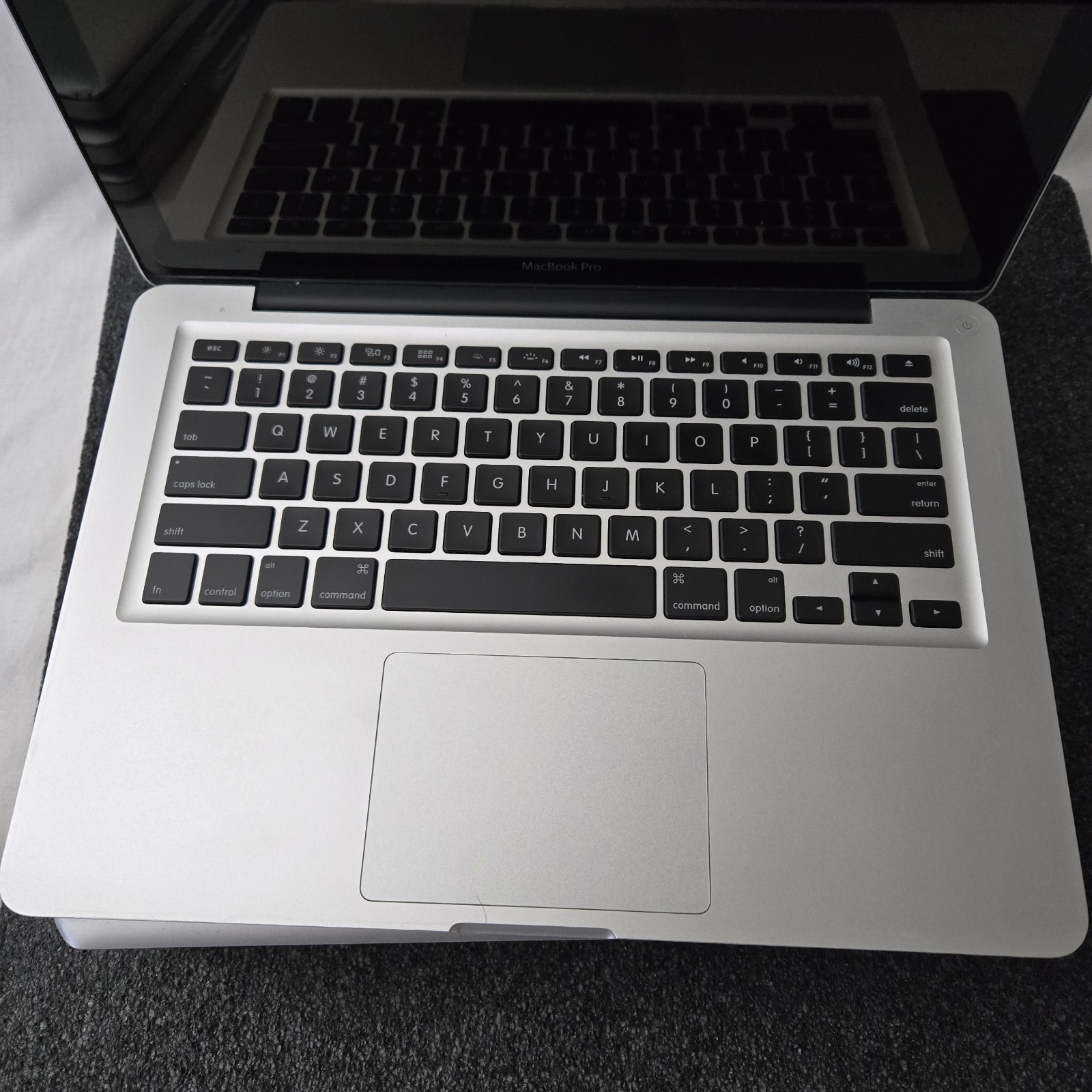 Lot of (7) Apple MacBook Pro A1278 intel i5 2.3 & 2.5 – Mixed Ram & HDD – PARTS