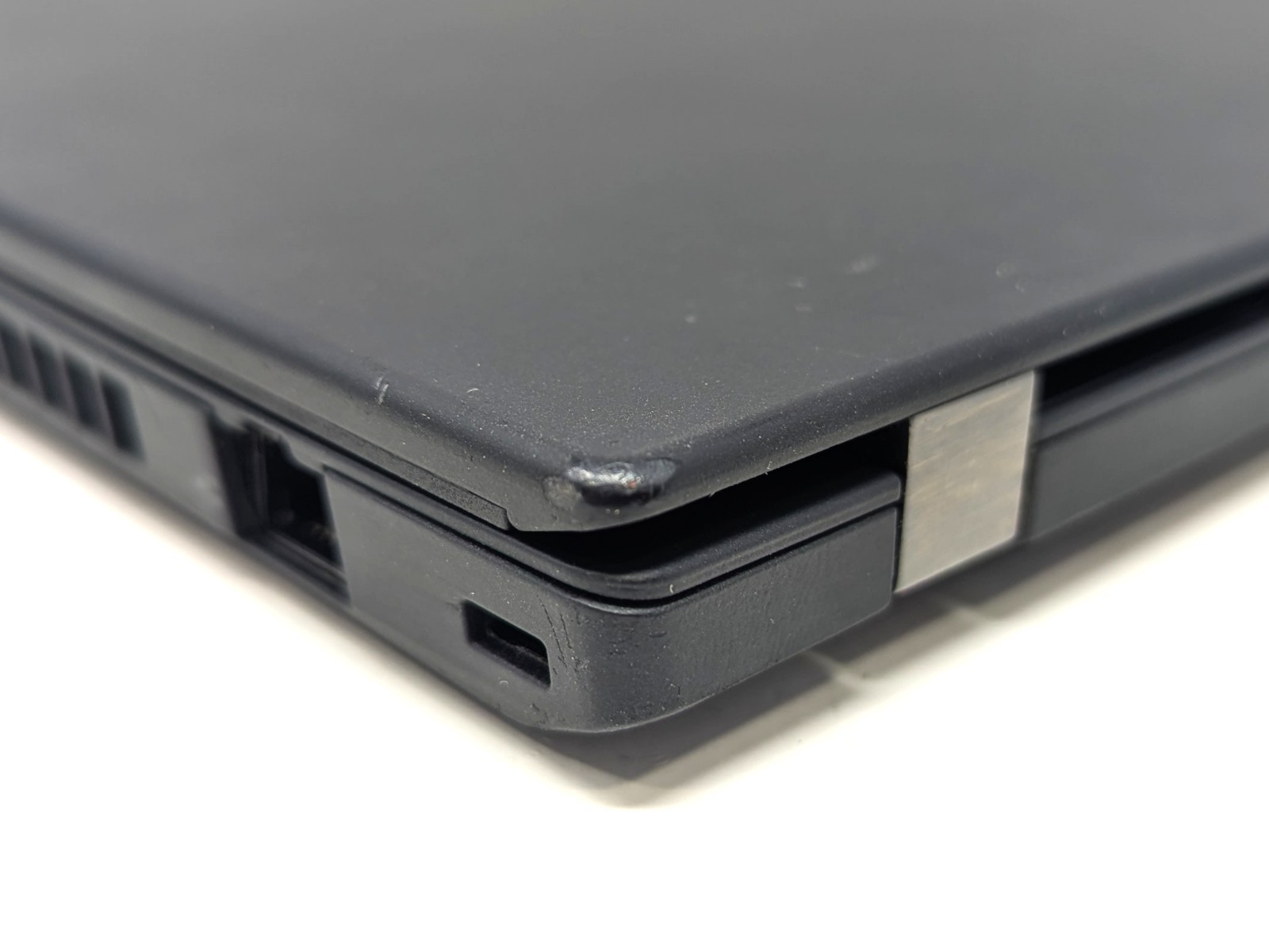 Lenovo ThinkPad T14 Gen 1 – 14″ Intel Core i5-10310U 1.7GHz 8GB RAM No OS/AC/SSD
