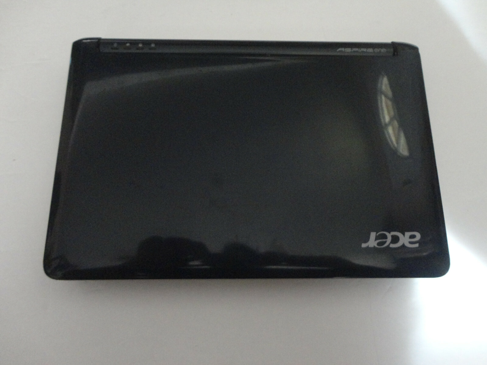 Acer Aspire One Series Model ZG5 Netbook-10.1″ (untested, no charger) AS IS!