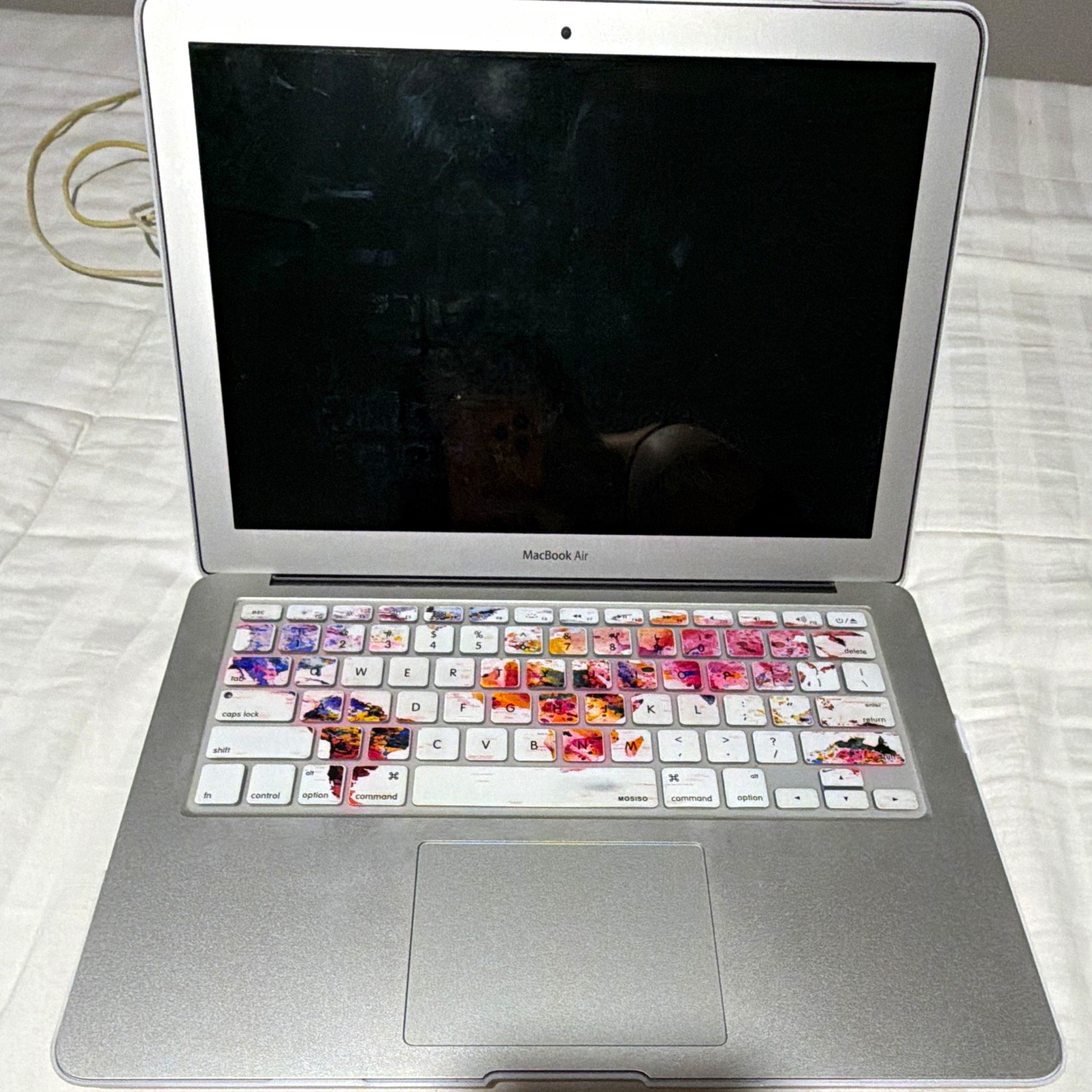 Apple MacBook Air 13 2015 Model for Spare Parts (Bad Battery)