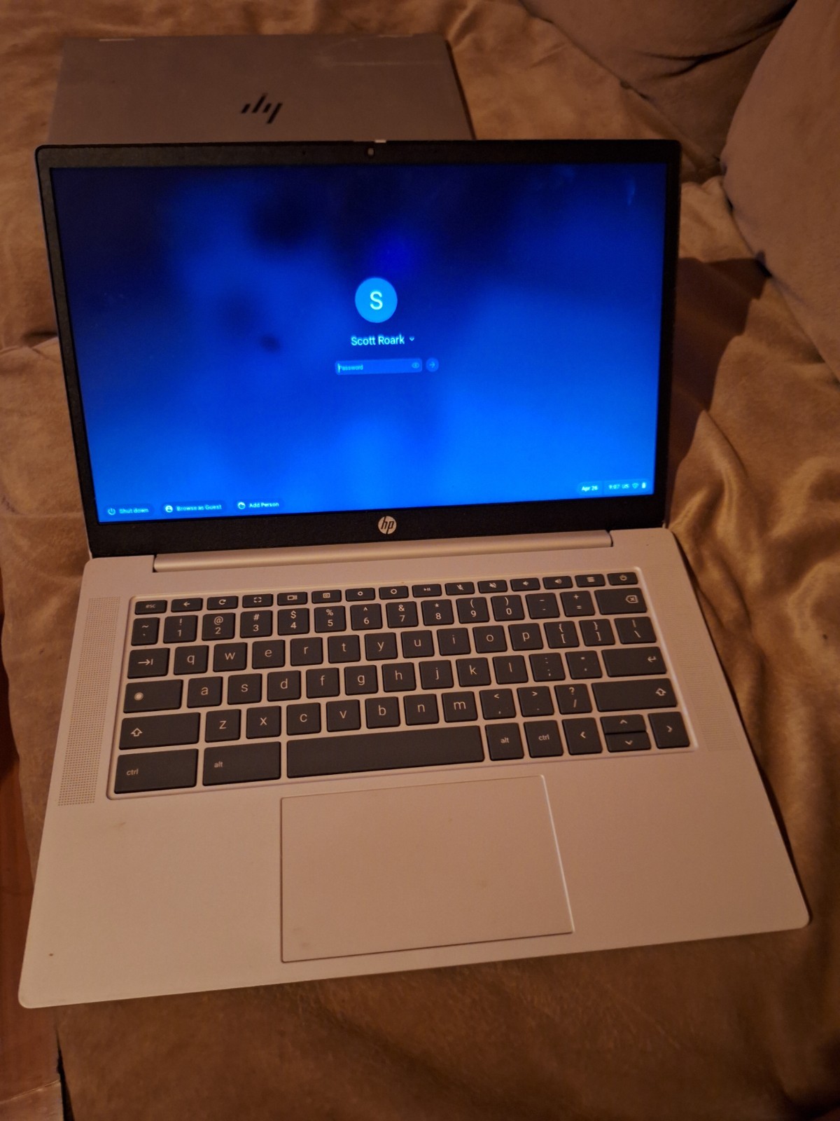 HP Chromebook 14″ Laptop Silver Chrome OS Wi-Fi Bluetooth Webcam