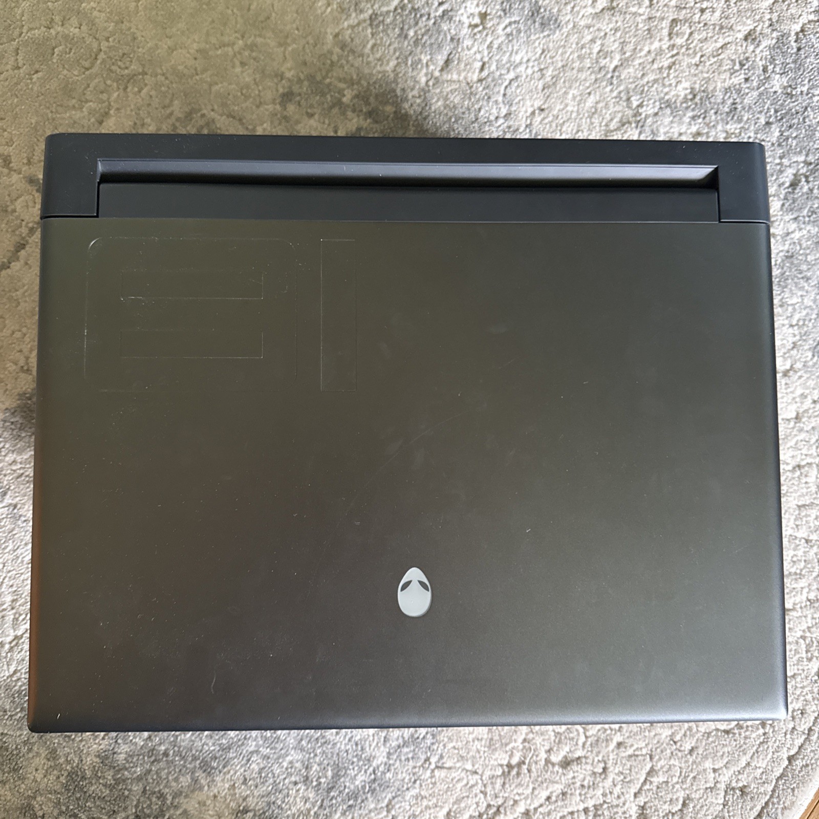 Dell Alienware M18 R1 i9-13900HX 64GB 2TB RTX 4090
