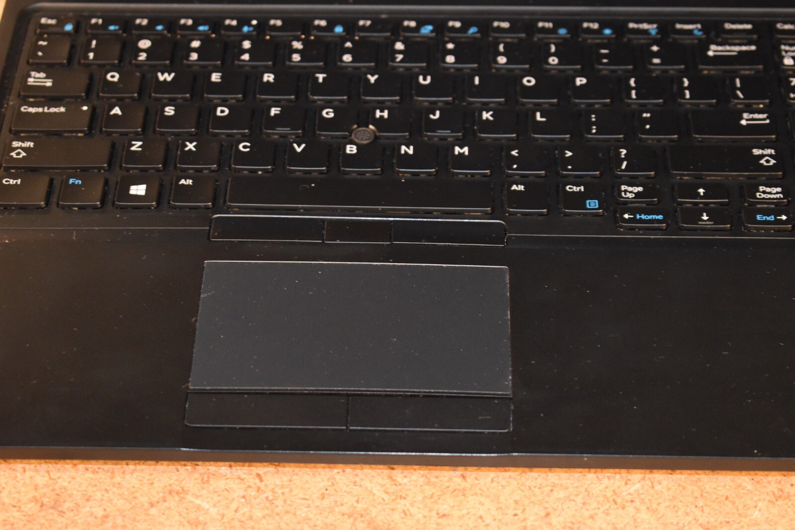 Dell Latitude 5590 Quad Core i5-8250U 1.6 GHz 8GB RAM 128GB SSD Windows 11 Pro
