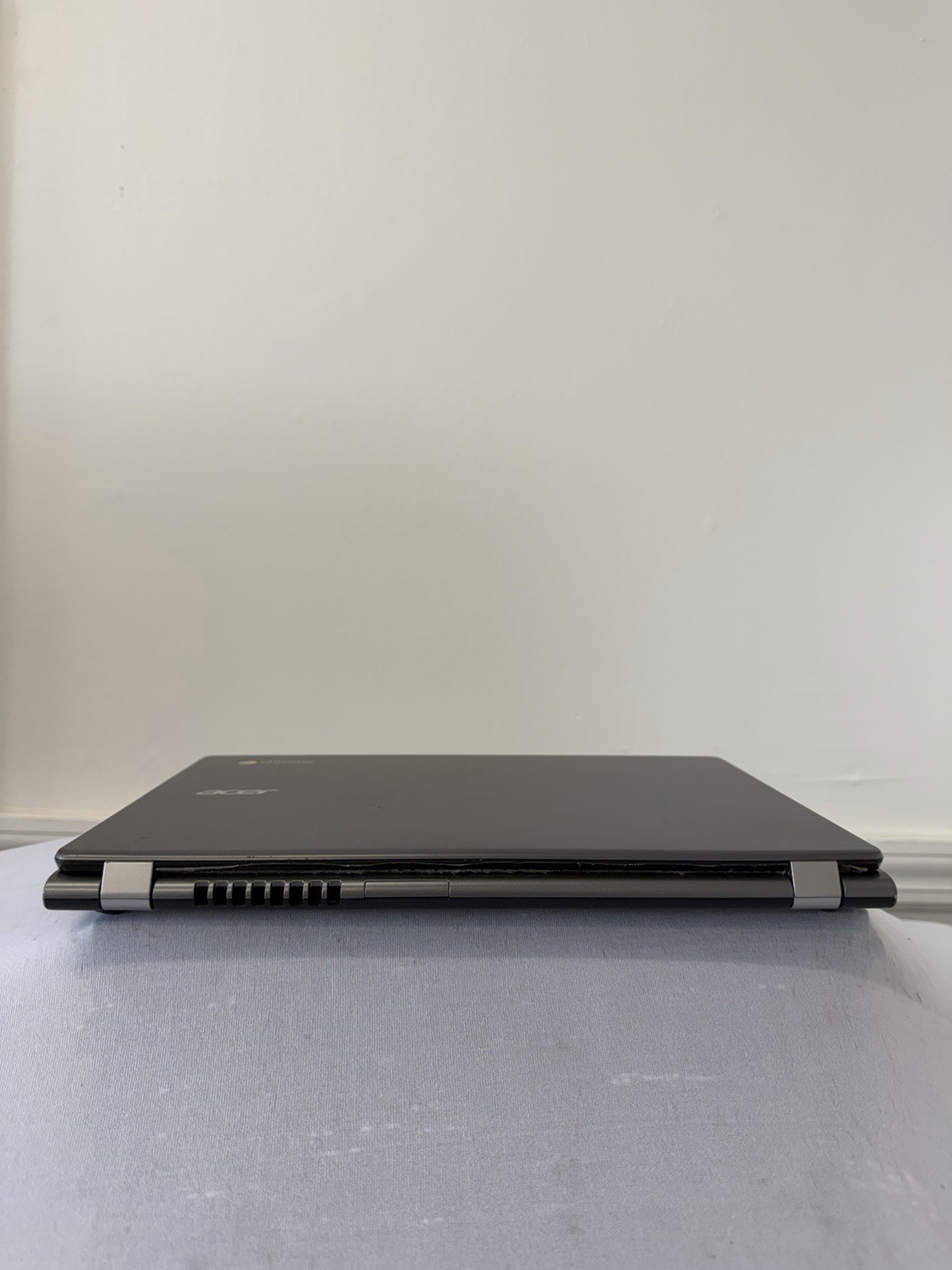 Acer Chromebook C740-C3PI Laptop – Good Screen – Intel Celeron 3205U – Read Des