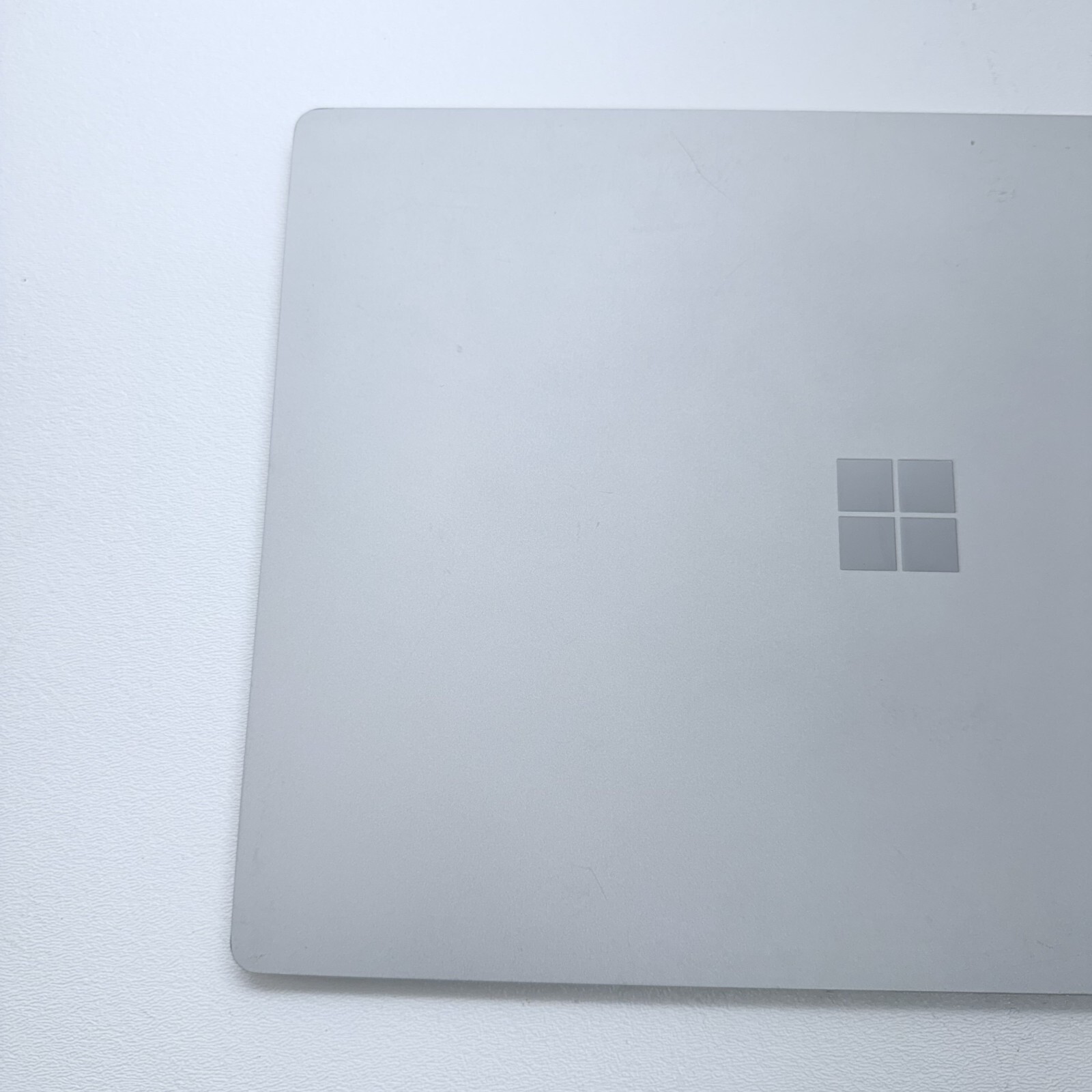 Microsoft Surface Book 2 i5|8GB|256GB Tablet ONLY (1832)**READ DESC**