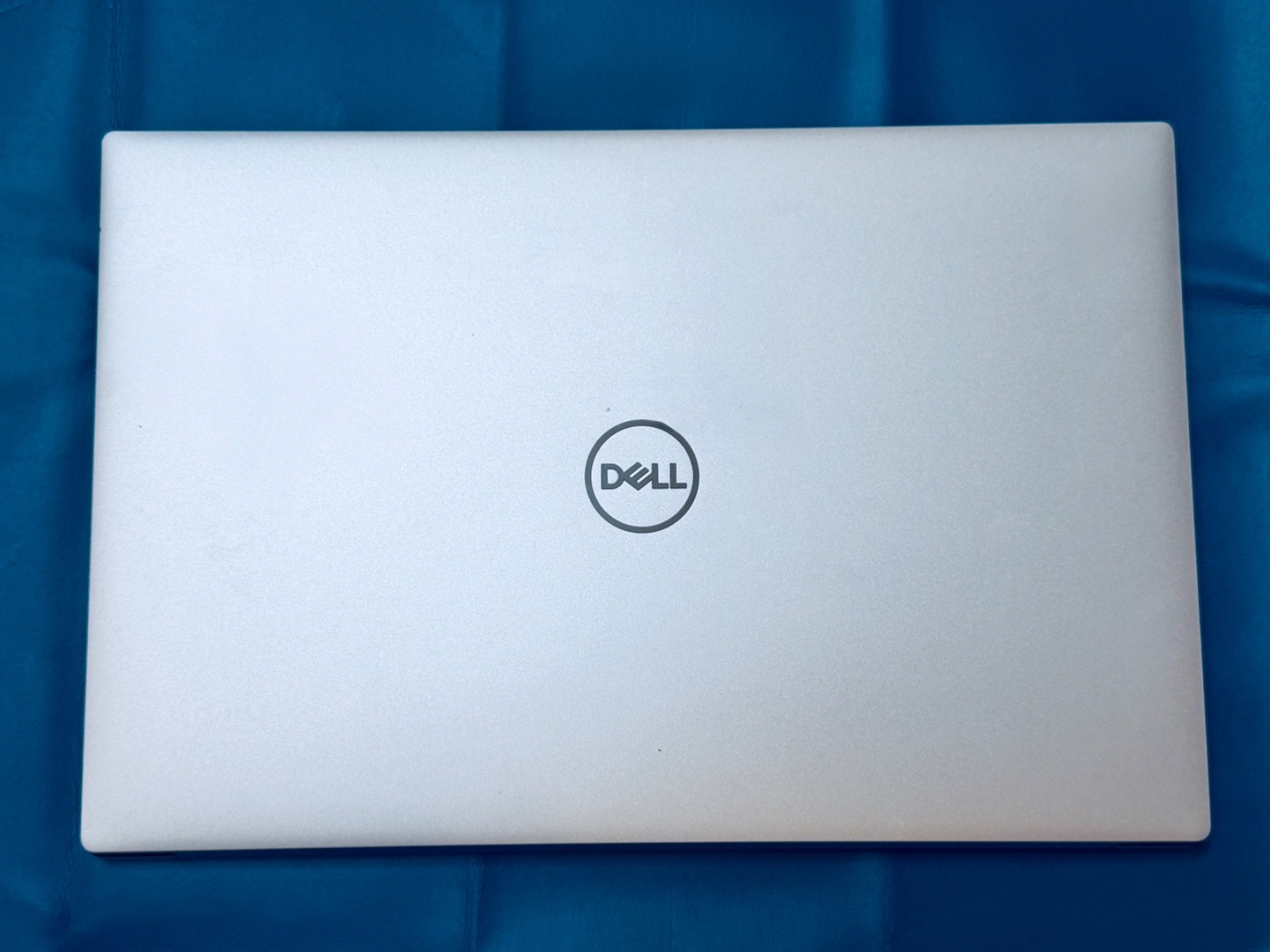 Dell XPS 15 9520 Laptop | i7-12700H | RTX 3050 | 16GB DDR5 | 512GB NVMe | FHD+ |