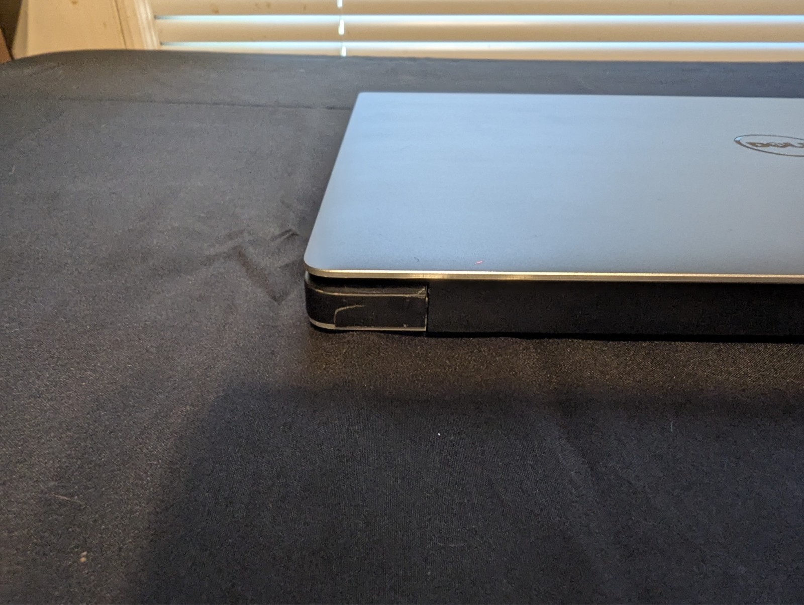 Dell Laptop – XPS 15 9560 – i7-7700HQ 16GB 512GB NVMe GTX 1050 Win11 Pro