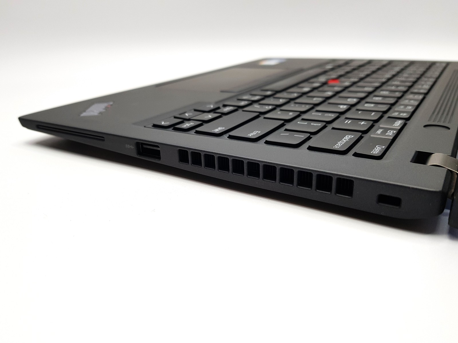 Lenovo ThinkPad x13 Gen 3 13.3″ FHD+ i7-1260P 16GB RAM 256GB SSD W11 Pro Touch