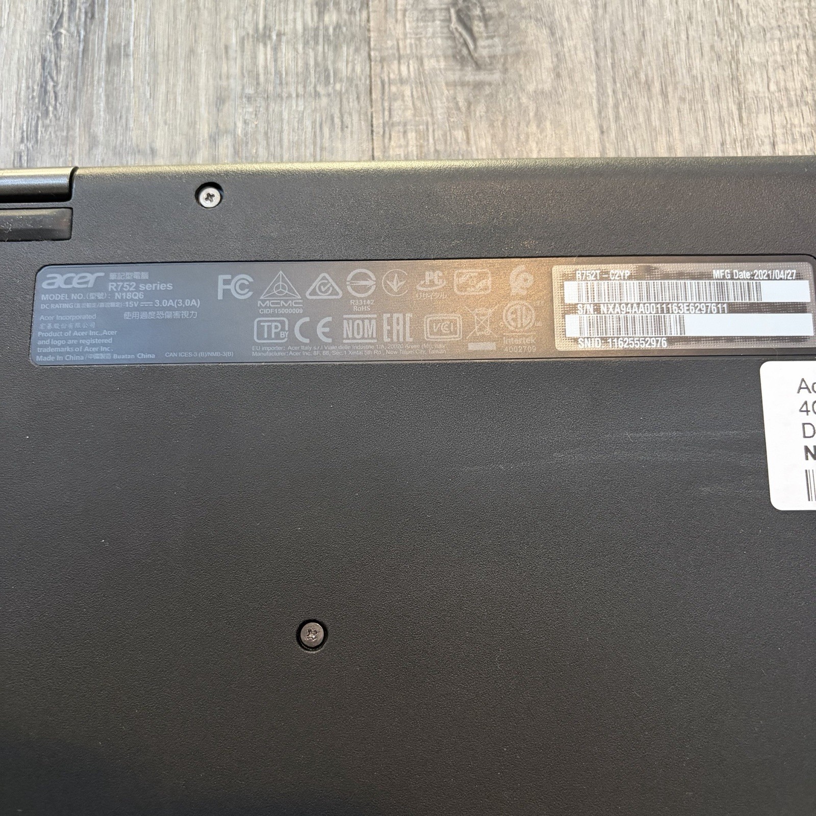 Acer Chromebook Laptop R752T Nx.A94AA.001 32 Gb WiFi 4 Gb Touch Screen 2 In 1