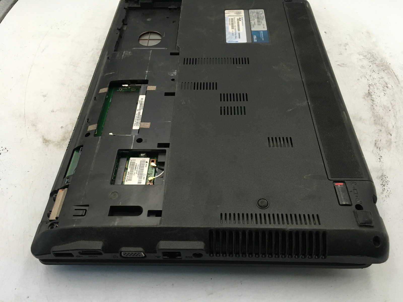 ASUS NOTEBOOK X54C – INTEL PENTIUM B960 – NO RAM – FOR PARTS – READ DESC- BB