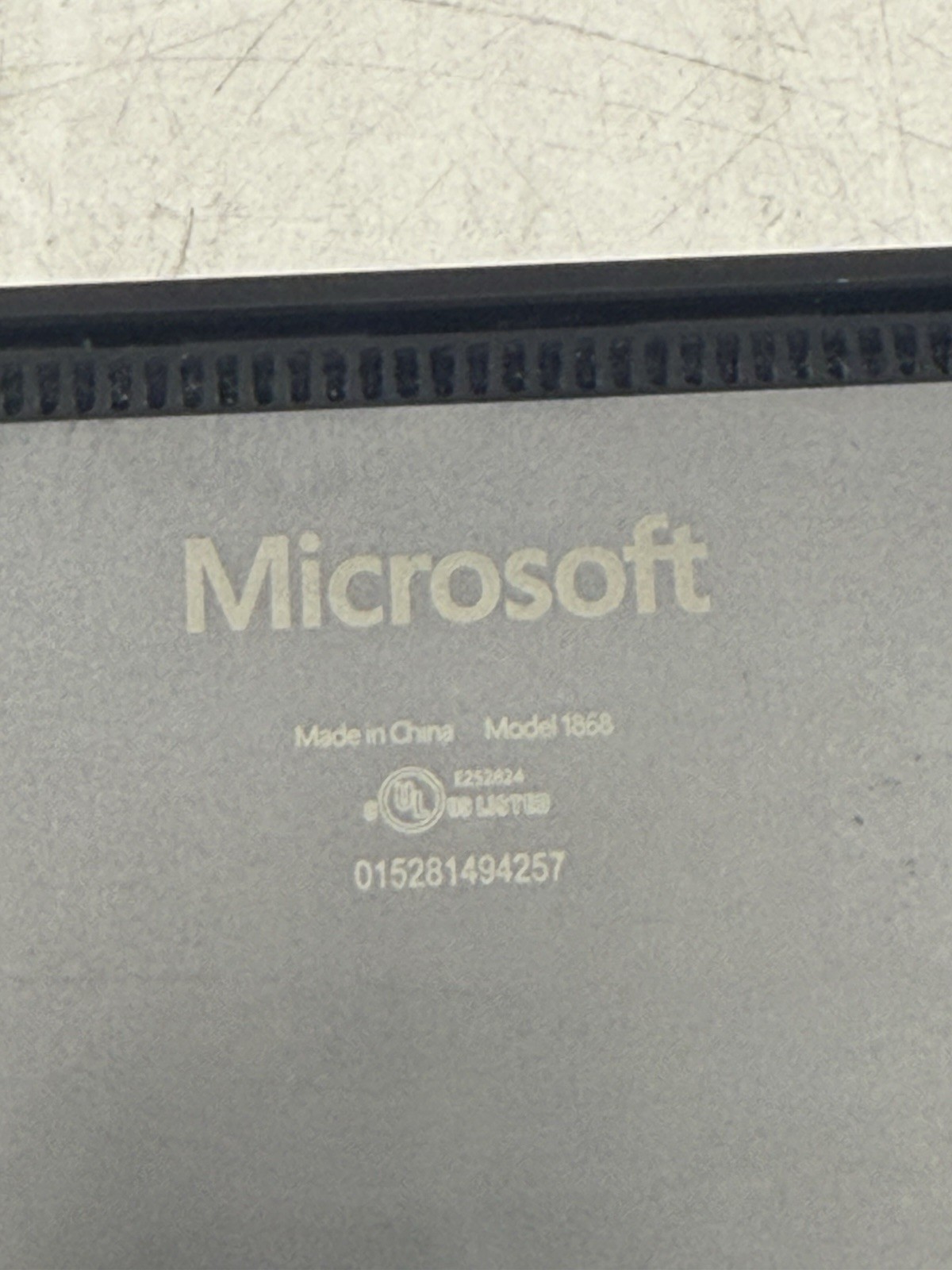 Microsoft Surface Laptop 3 1868 13.5″ Touch i7-1065G7 1.3GHz 16GB 512GB READ