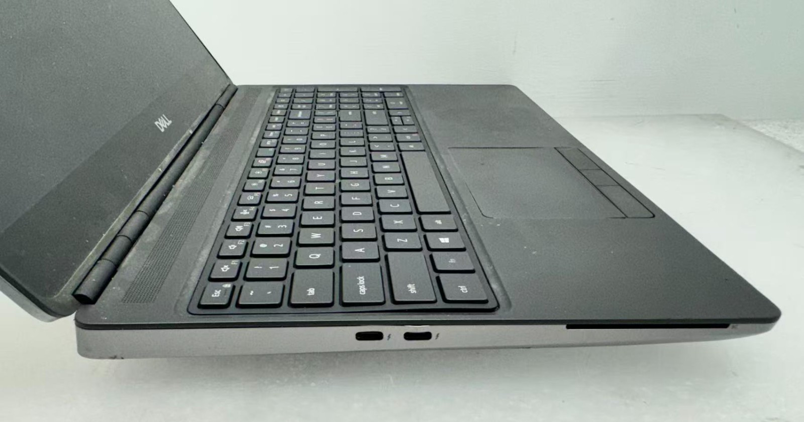 Dell Precision 7550 Intel Xeon W-10855M@2.8Ghz 32GB RAM 1TB SSD RTX 3000 *Read*