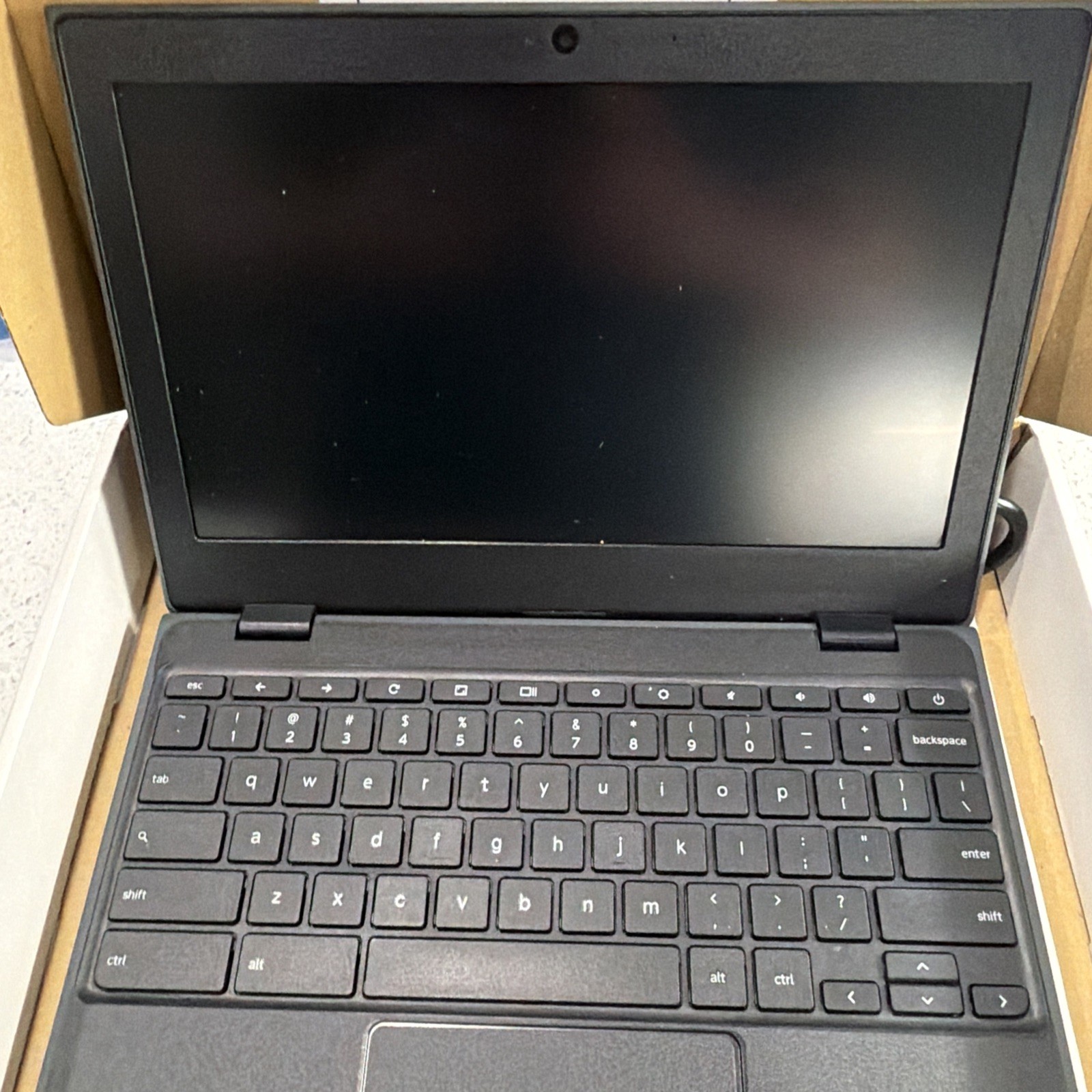 Lenovo Chromebook 100e 2nd Gen 11.6″ 4gb 32GB SSD , with charger & warranty