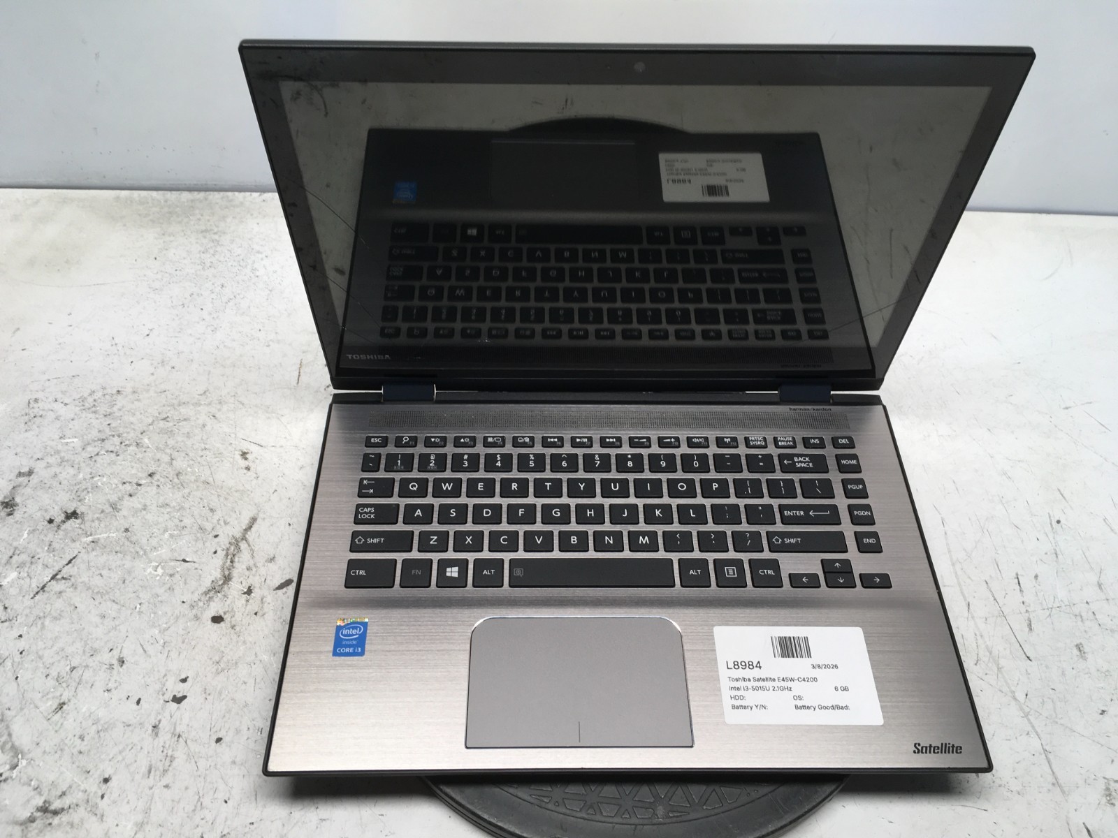 Toshiba Satellite E45W-C4200 Intel i3-5015U 2.1GHz 6 GB NO HDD