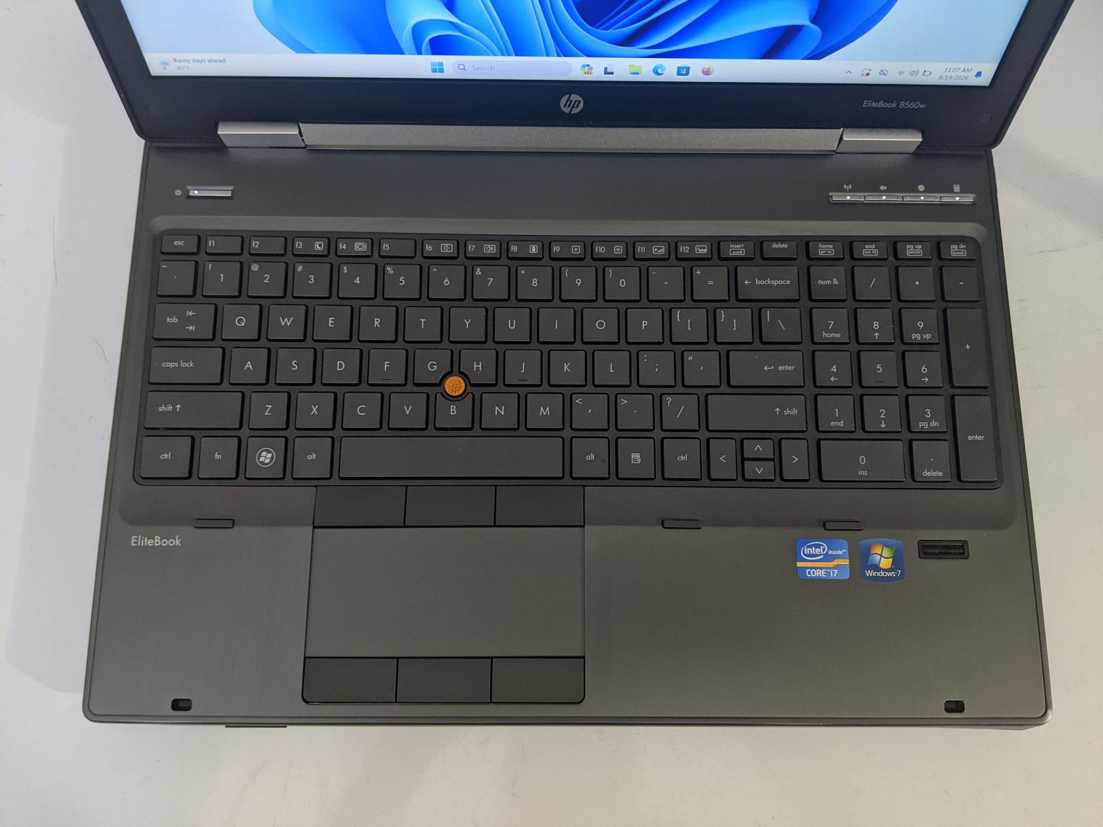 HP EliteBook 8560w 15.6” / i7- 2670QM@ 2.20GHz/ 16GB RAM/ 256GB SSD
