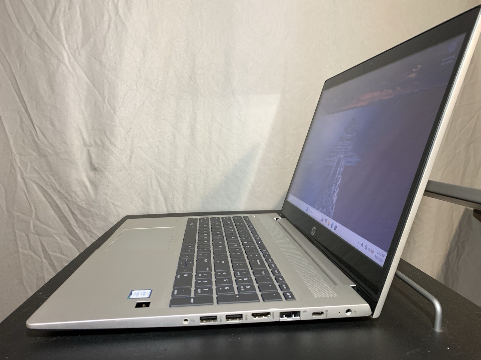HP ProBook 450 G6 i5-8265U 8GB 256GB SSD Win11 15.6in Touch Silver