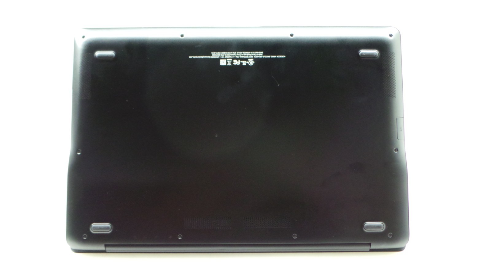Samsung Notebook NP940Z5L | 15.6″ | i7-6700HQ | 8GB 256GB SSD | Touchscreen