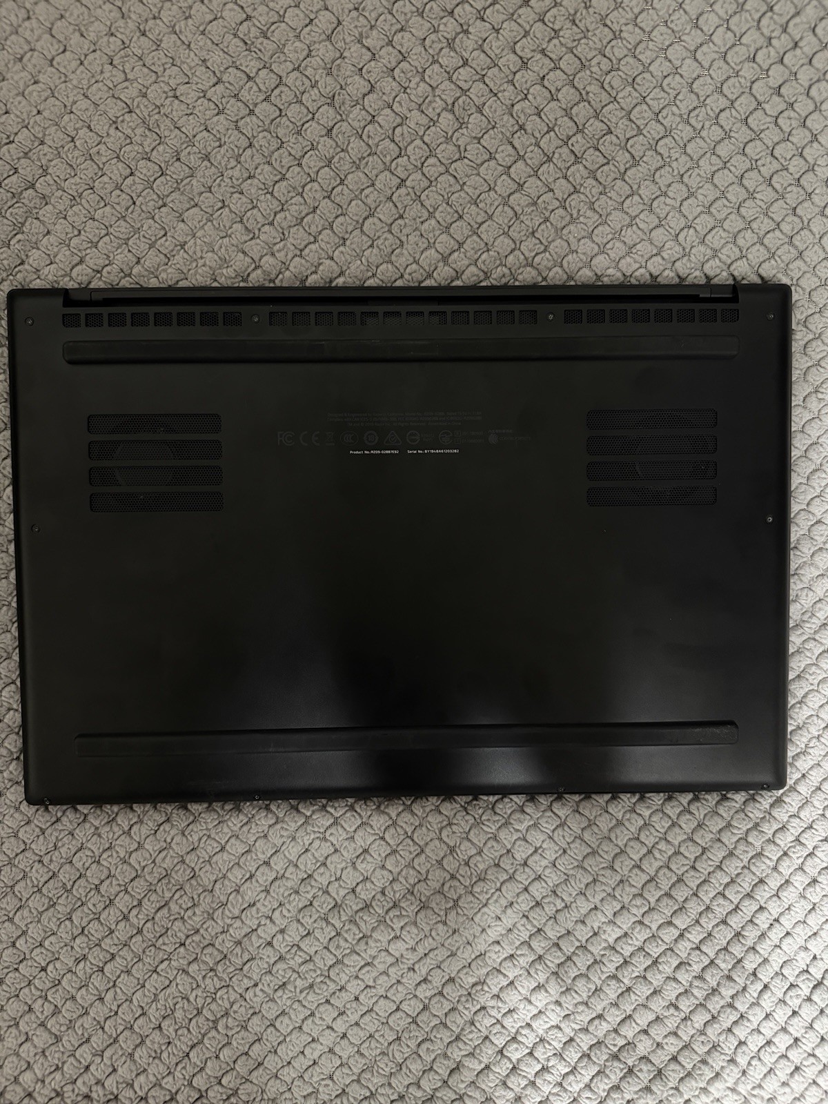 Razer Blade 15 Advanced 2020 Intel Core I7-10875H RTX 2070 16GB RAM 512GB SSD