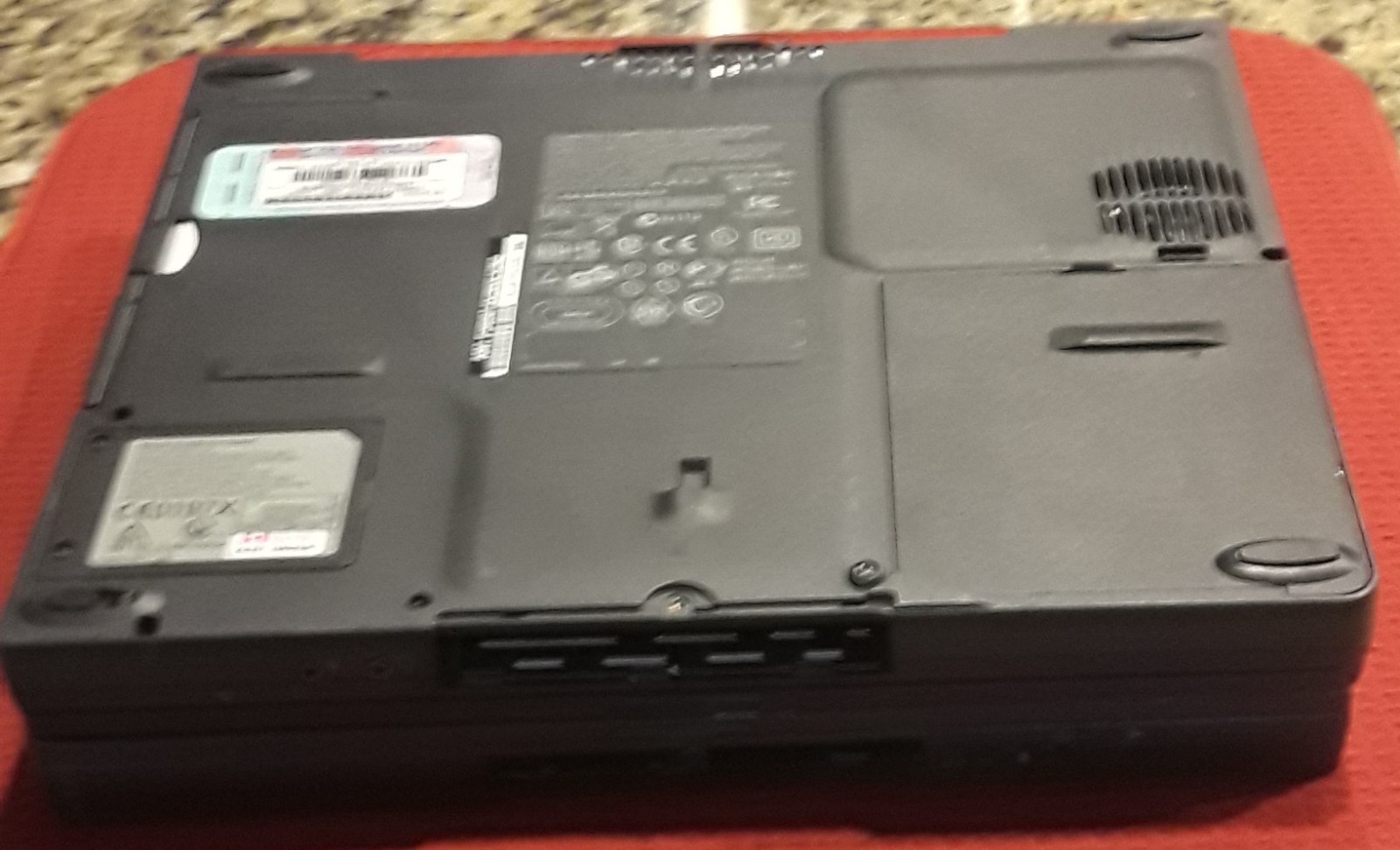 2 Vintage Compaq Armadas M700 Pentium III, 14.1″ screen No HDD/OS/Charger