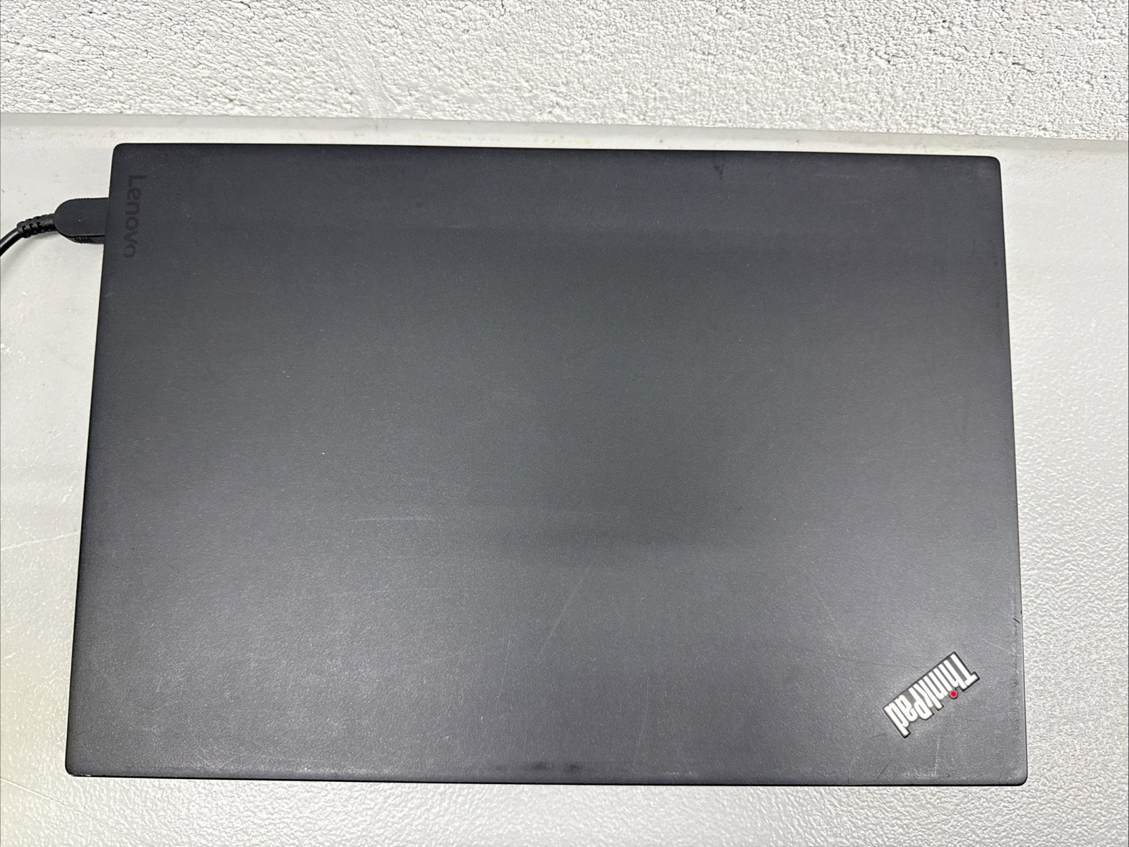 Lenovo ThinkPad T460s 14″ | Core i7-6600U | 4GB RAM | NO SSD | AS-IS