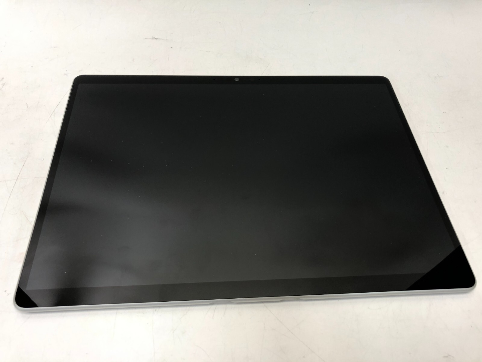 Microsoft Surface Pro X SQ2 Tablet 13-Inch 16 GB RAM 256 GB SSD LTE