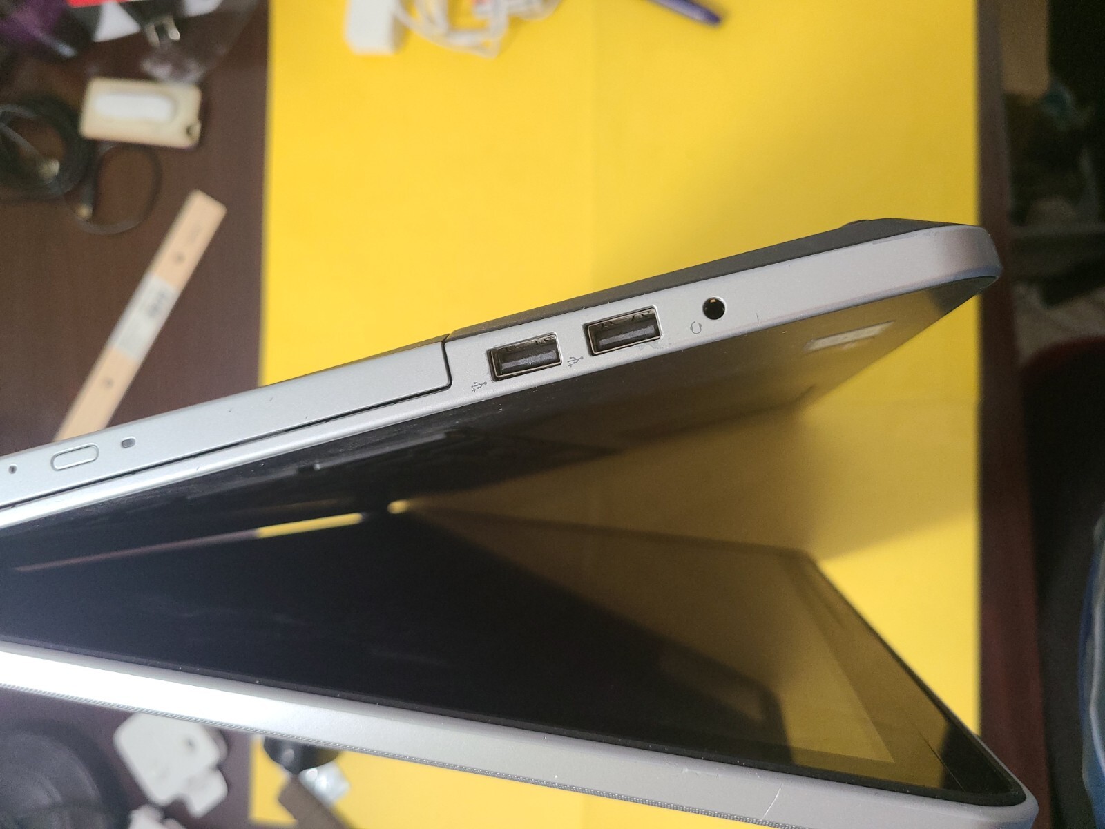 DELL INSPIRON 17 5000 LAPTOP INTEL i7-4510U 8GB RAM Not Turning on