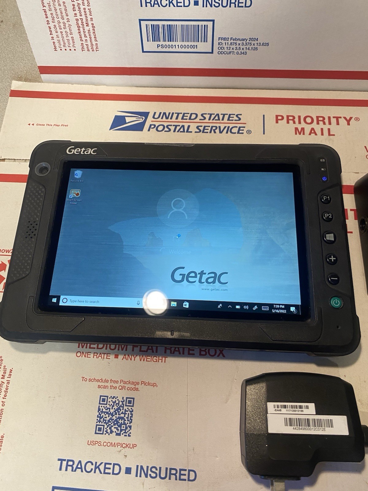 Getac EX80 windows Rugged tablet With Stand/base Power Supply Included Tested