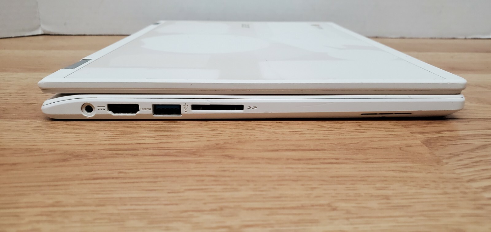 Acer Chromebook R11 11″, Chrome OS, Celeron N3160, 4GB RAM, 32GB eMMC, 2in1 Touc