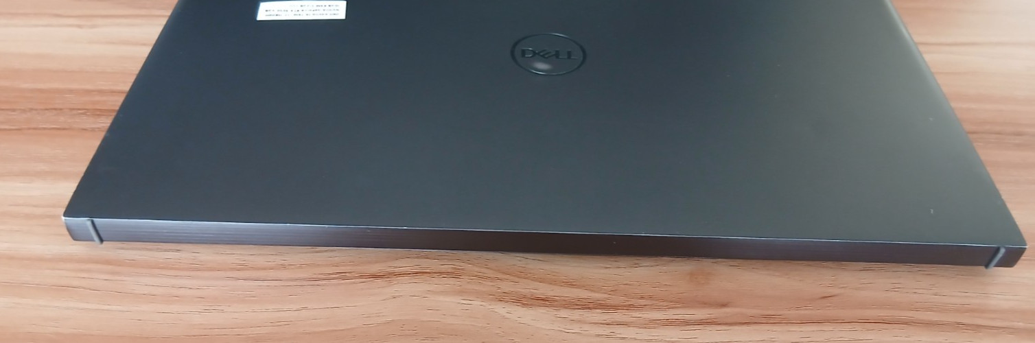 DELL VOSTRO 15 7510 i7-11800H RXT 3050 15.6″ FHD 8/512***READ