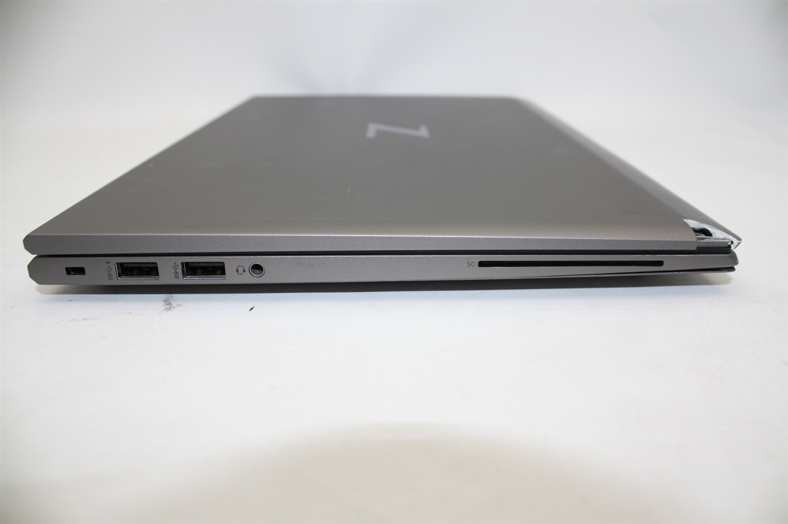 14″HP ZBook Firefly G7 i5-10310U 1.70GHz RAM 16GB NVMe 256GB/Cosmetic DMG