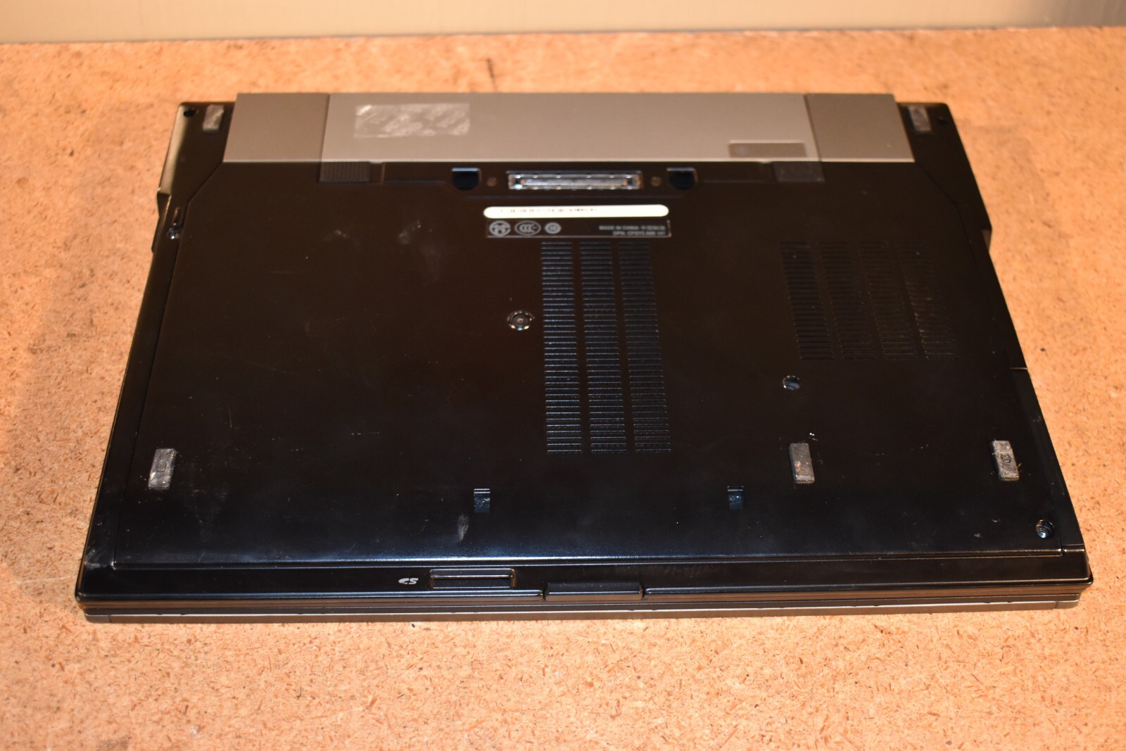 Dell Latitude E6410 Intel Core i7-620M 4GB RAM 250GB HDD Windows 7 Pro 32-bit
