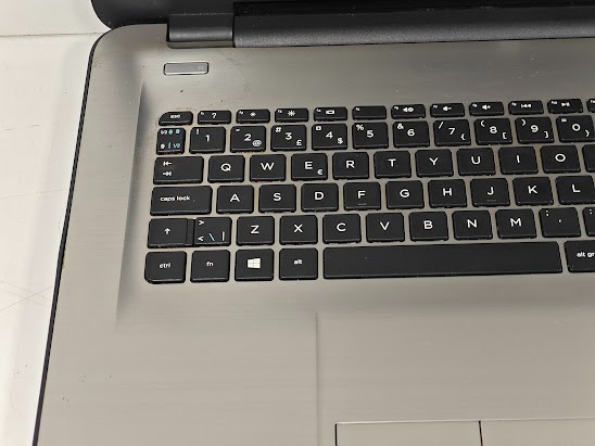HP Notebook 17-y080no – AMD A6-7310, AMD Radeon R4, 4GB