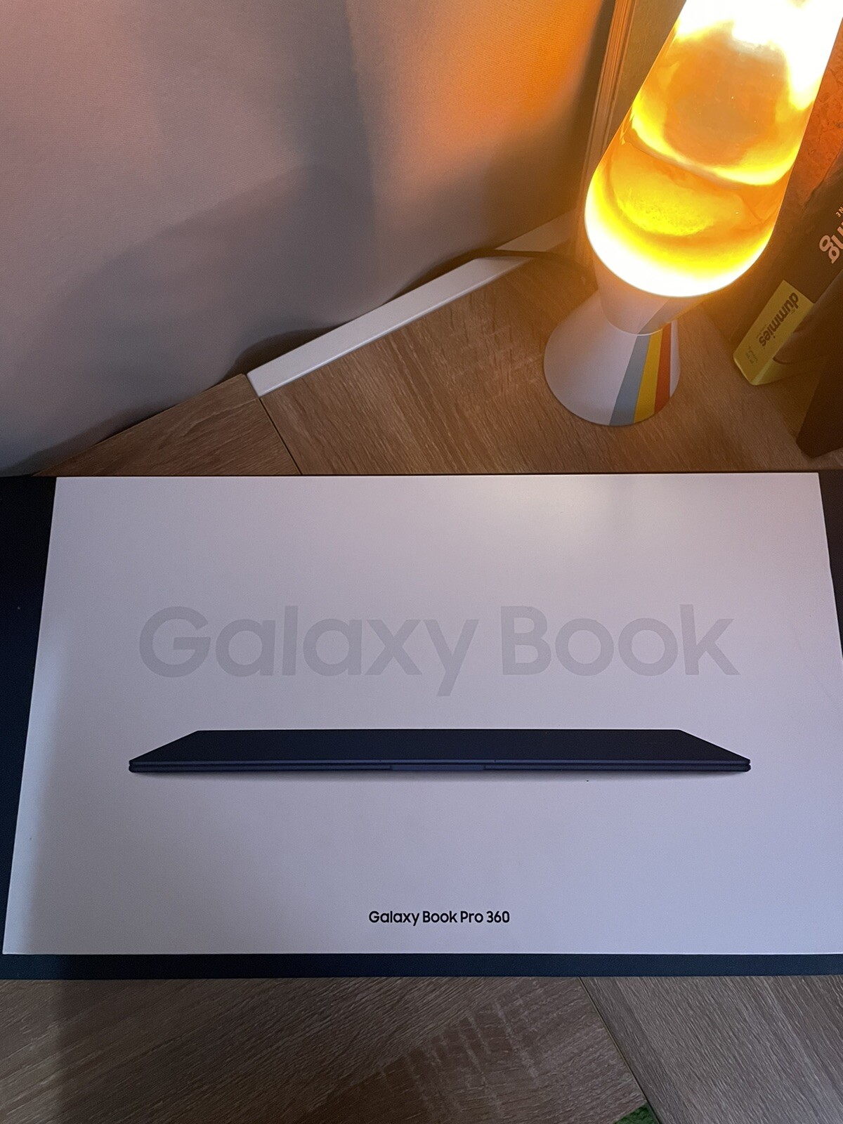 Samsung Galaxy Book Pro 360 15.6″ (1TB SSD, Intel Core i7 11th Gen., 2.80…
