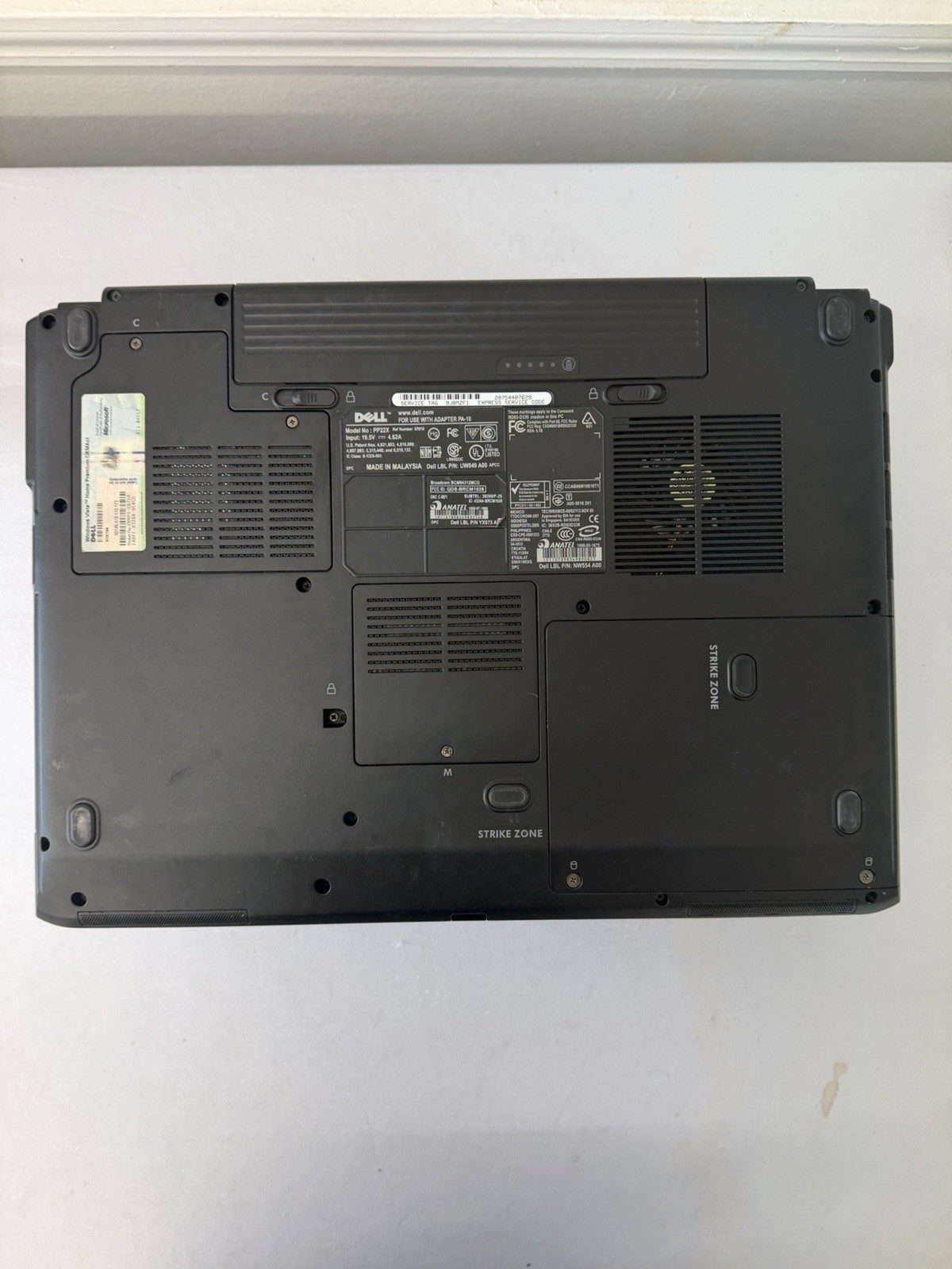 Dell Inspiron 1720 Laptop – Good Screen – Intel Duo 06FD – Read Des