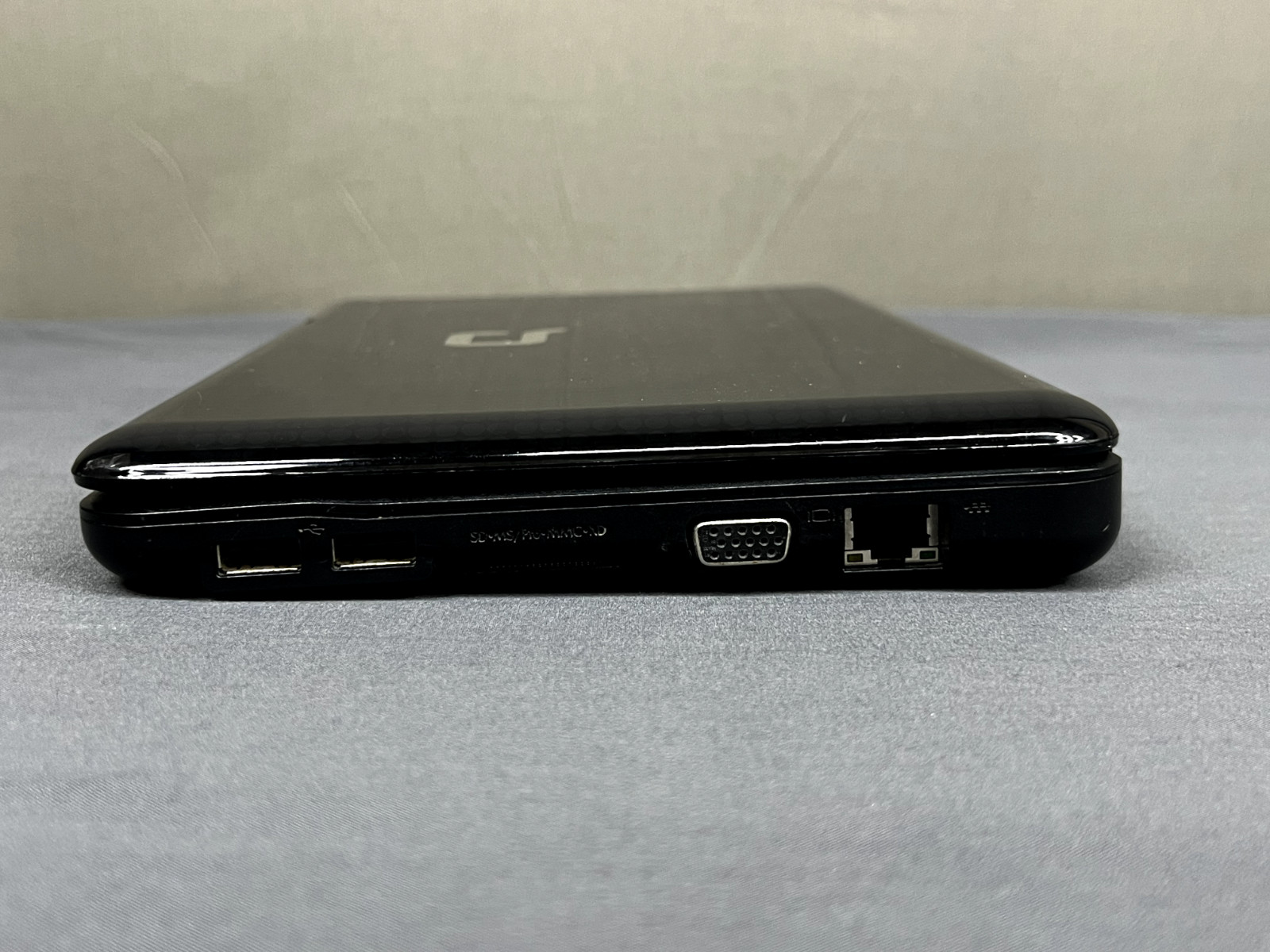 Compaq Mini 110c-1100DX Netbook 160GB HDD 1GB RAM Windows XP Pro Needs Reset