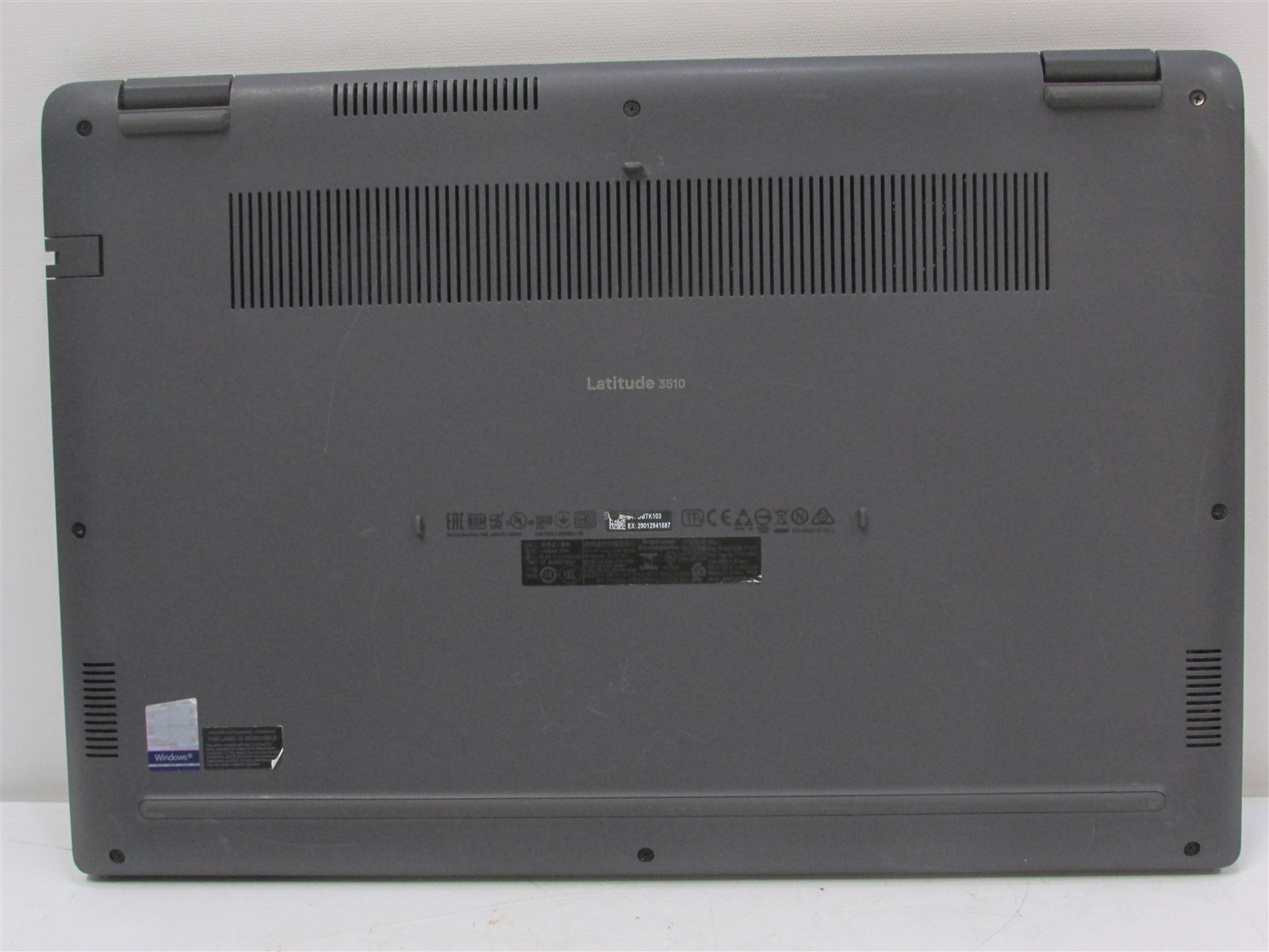 Dell Latitude 3510 i7-10510U 1.8GHz 16GB RAM 256GB NVME 15.6″ Win11 Pro COSM DMG